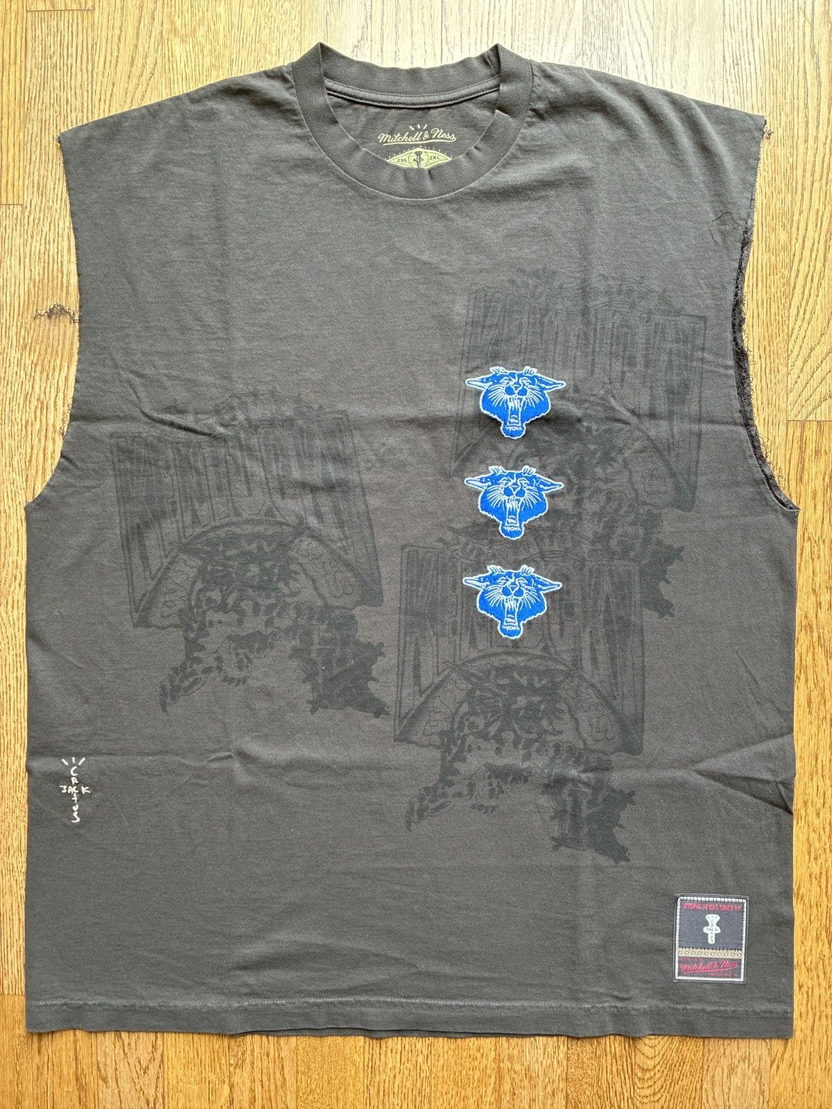 Mitchell & Ness × Travis Scott Travis Scott Kentucky Cactus Jack Mitchell & Ness XXL Tank Size US XXL / EU 58 / 5 - 1 Thumbnail