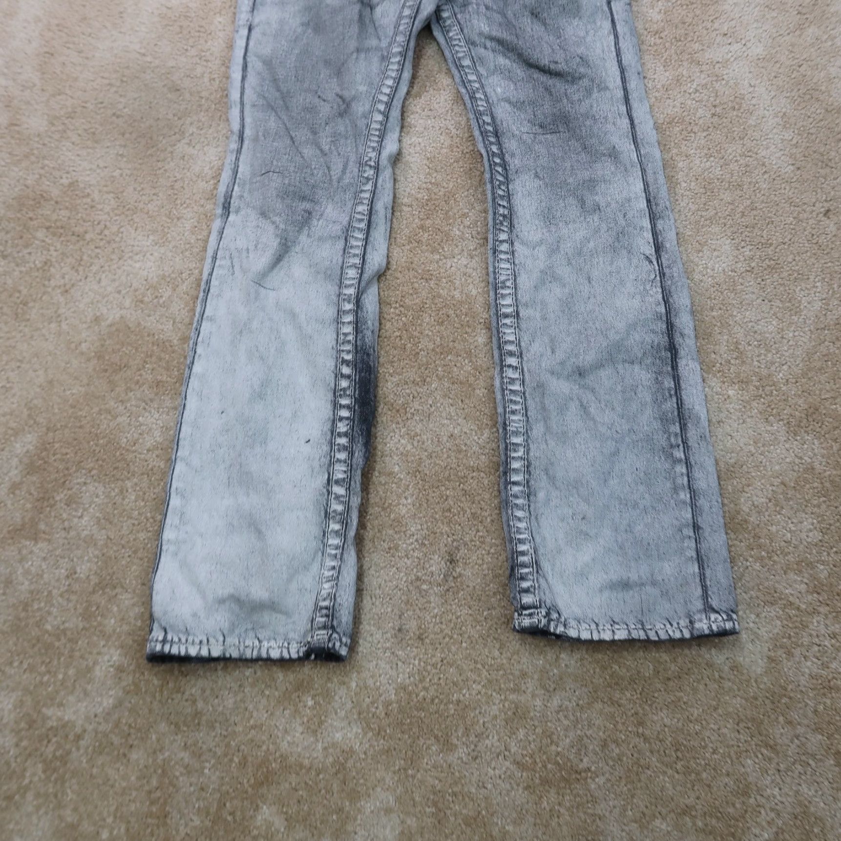 True Religion VINTAGE? No. True Religion Jeans Women's 27 Gray Denim Stretch Straight Leg Flap 90s Regular 33 Inseam Size 27" / US 4 / IT 40 - 2 Thumbnail