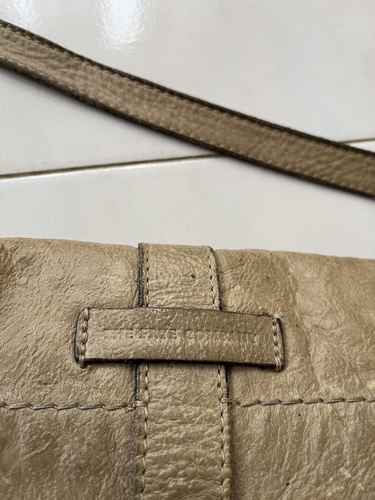 Frye Frye Artisan Fold Leather Bag Size ONE SIZE - 9 Thumbnail