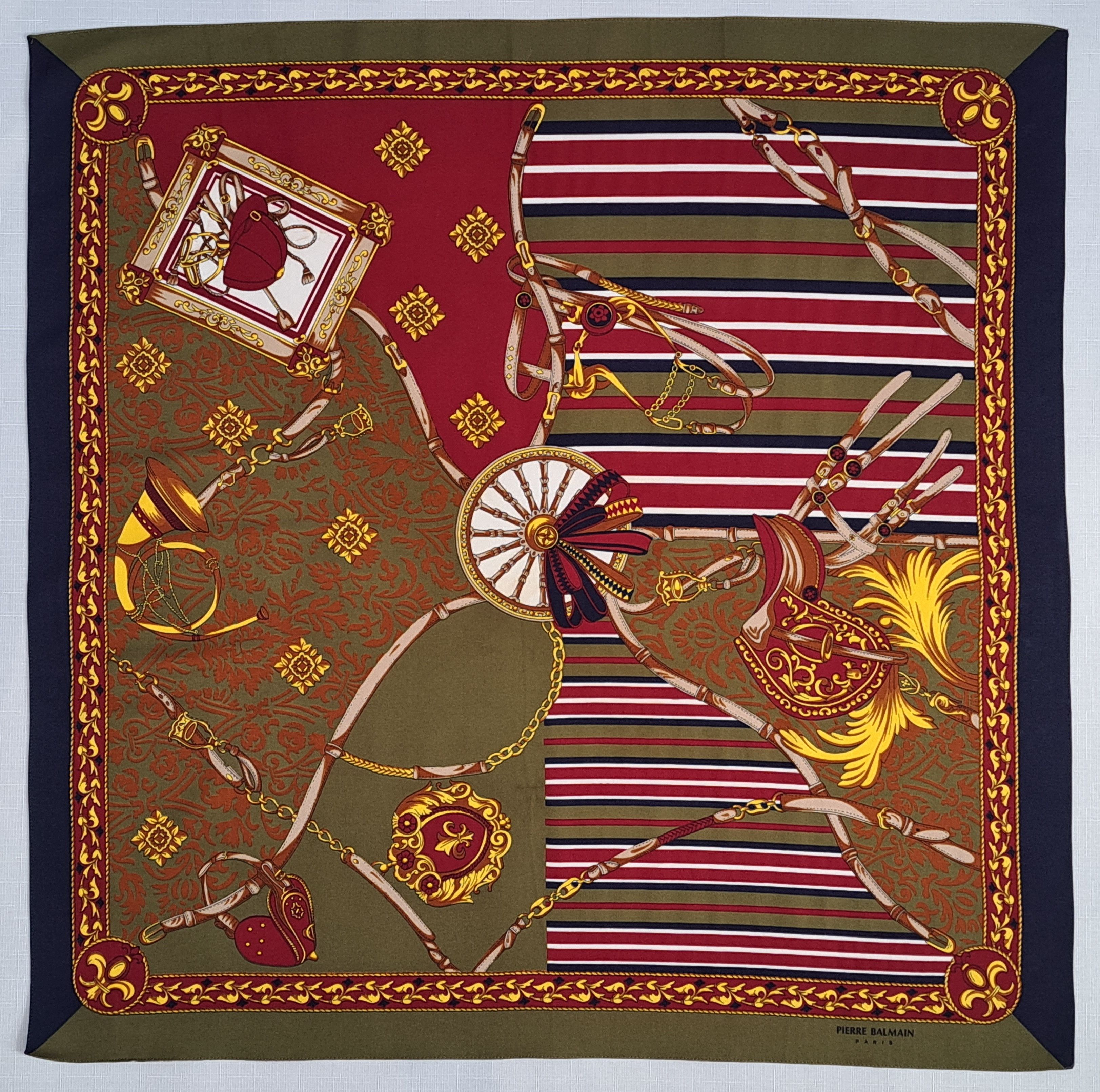 Pierre Balmain Pierre Balmain hunting motif square scarf. Size ONE SIZE - 1 Thumbnail