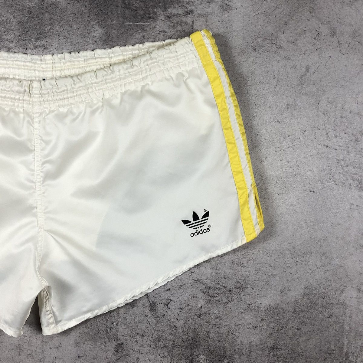 Adidas Adidas West Germany Shorts Vintage Nylon Sprinter Trefoil Size US 32 / EU 48 - 7 Thumbnail