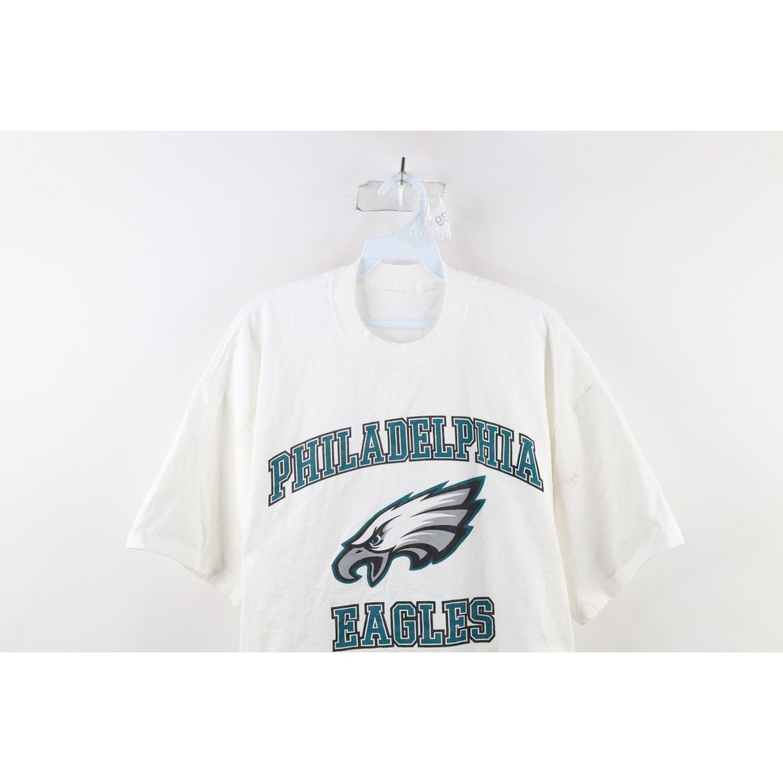 Vintage Vintage 90s Spell Out Philadelphia Eagles Football T-Shirt Size US XL / EU 56 / 4 - 2 Thumbnail