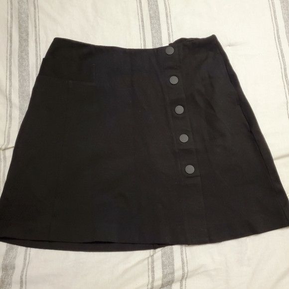 Other Cabi Black Ponte Utility A-Line Skirt SZ:10 Size 32" / US 10 / IT 46 - 1 Thumbnail