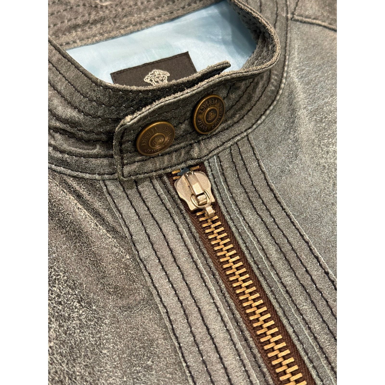 Versace 2000s Versace distressed leather jacket Size US M / EU 48-50 / 2 - 10 Thumbnail