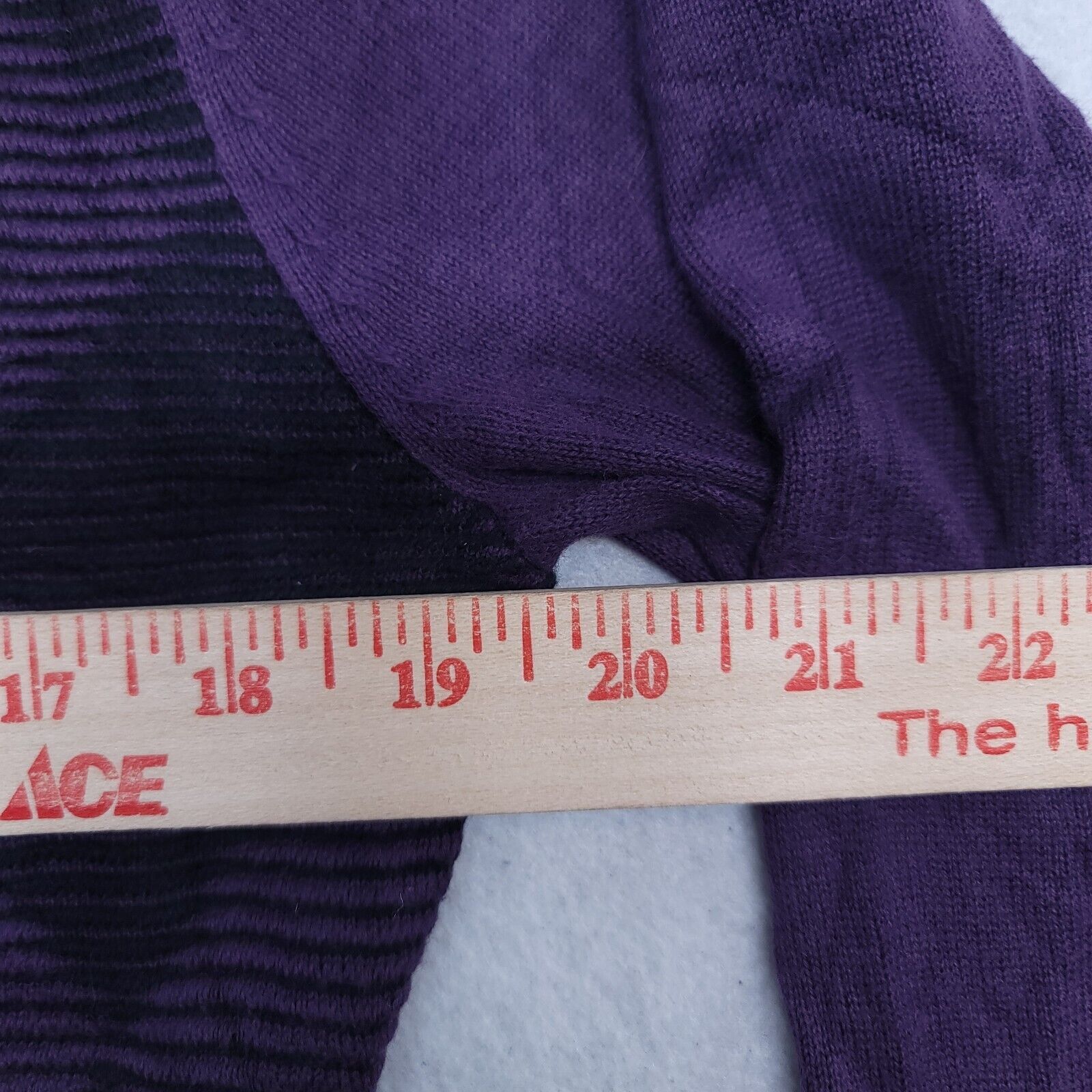 Guess G by Guess Pullover Sweater Mens Size Medium M Purple Black Size US M / EU 48-50 / 2 - 8 Thumbnail