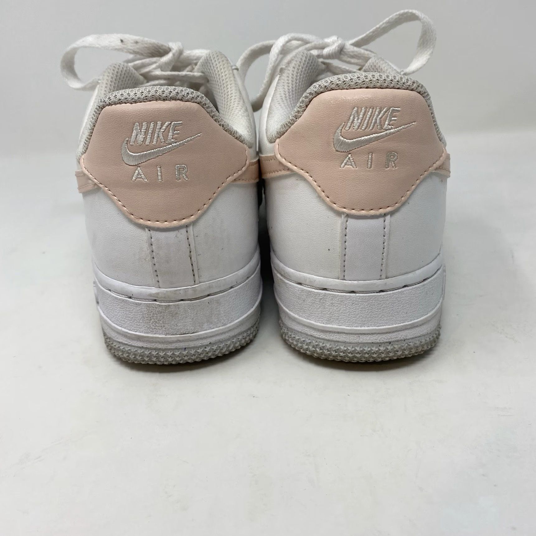 Nike Nike Air Force 1 Womens Low Top Sneakers DC9486-100 White Pink 6 Size US 6 / IT 36 - 4 Thumbnail