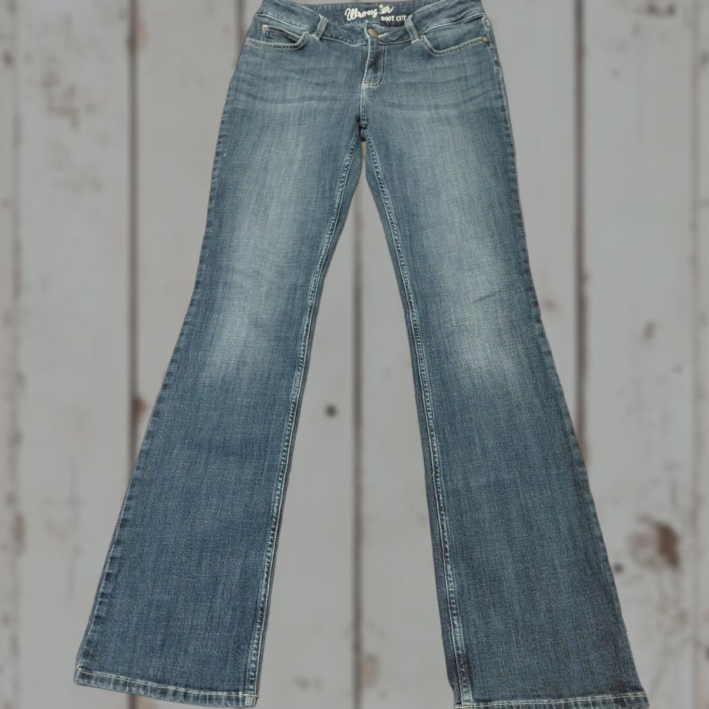 Wrangler Wrangler Jeans Women's 9/34 Bootcut Blue Dark Wash Stretch Western Denim Jeans Womens Size 30" / US 8 / IT 44 - 1 Thumbnail