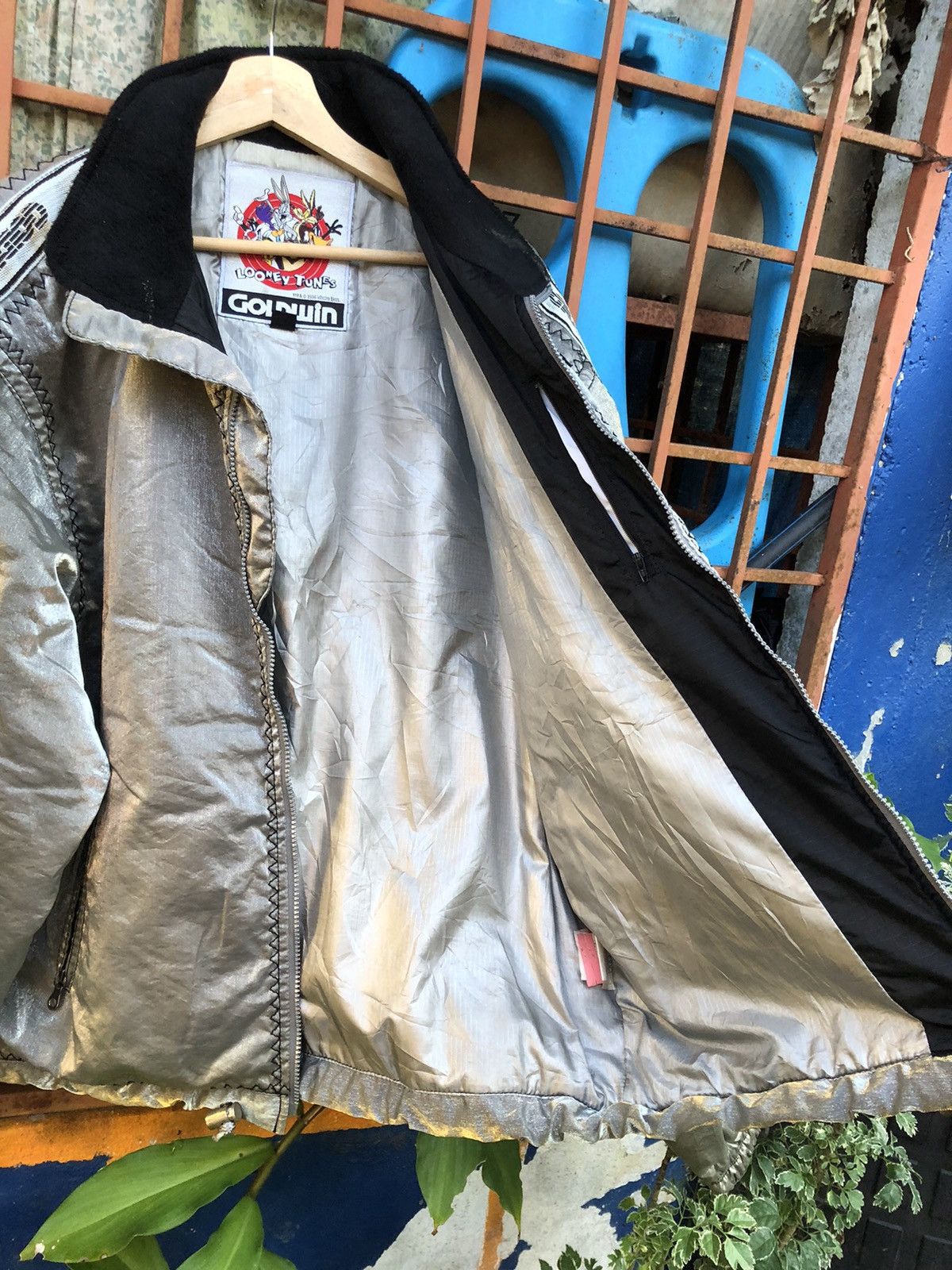 Goldwin × Vintage × Warner Bros Vintage Goldwin Looney Tunes Bomber Jacket Size US XL / EU 56 / 4 - 7 Thumbnail