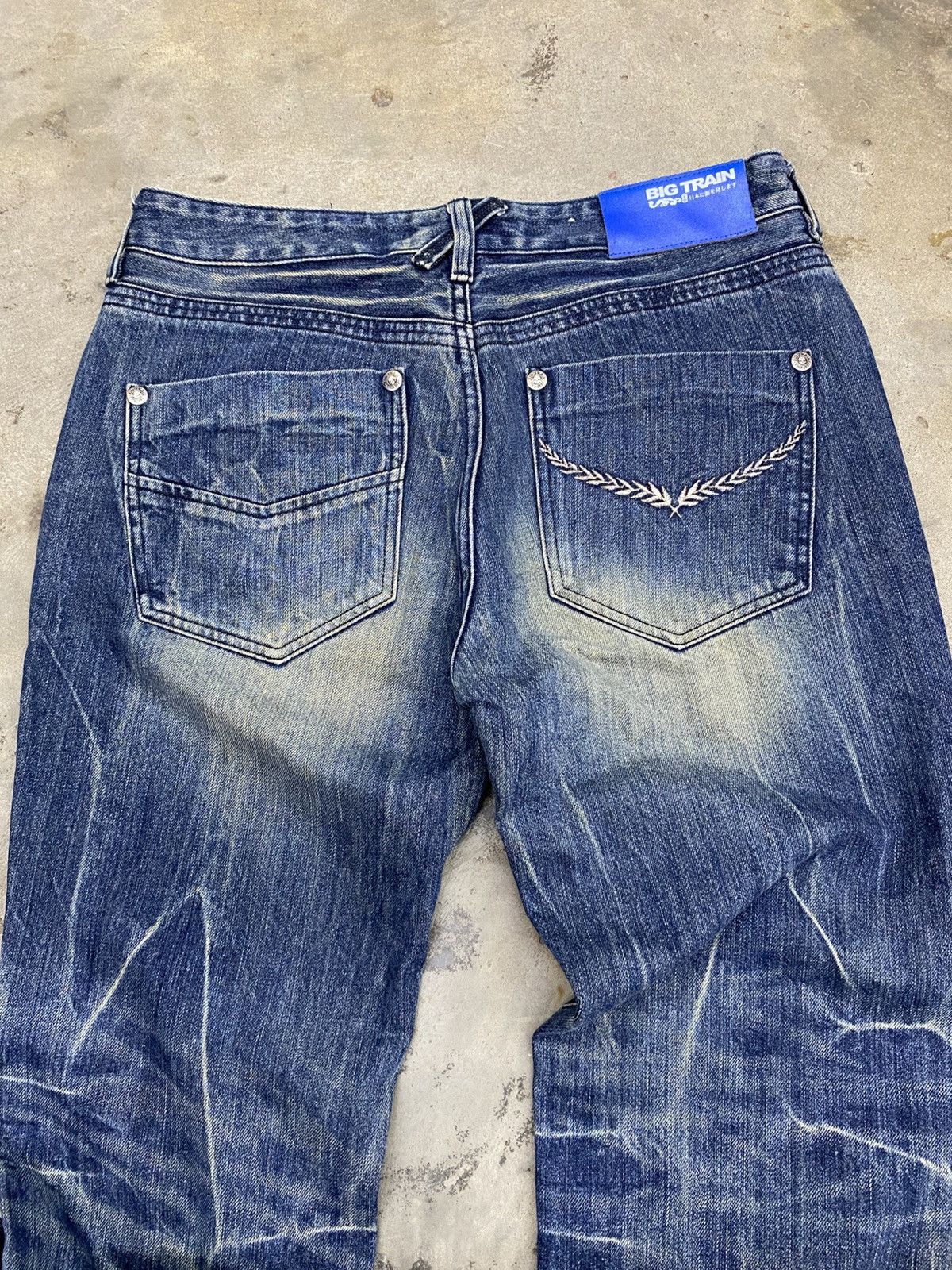 Japanese Brand × Le Grande Bleu (L.G.B.) 💥Bindding Offer💥 Rare Big train x takahashi wash jeans Size US 33 - 8 Thumbnail