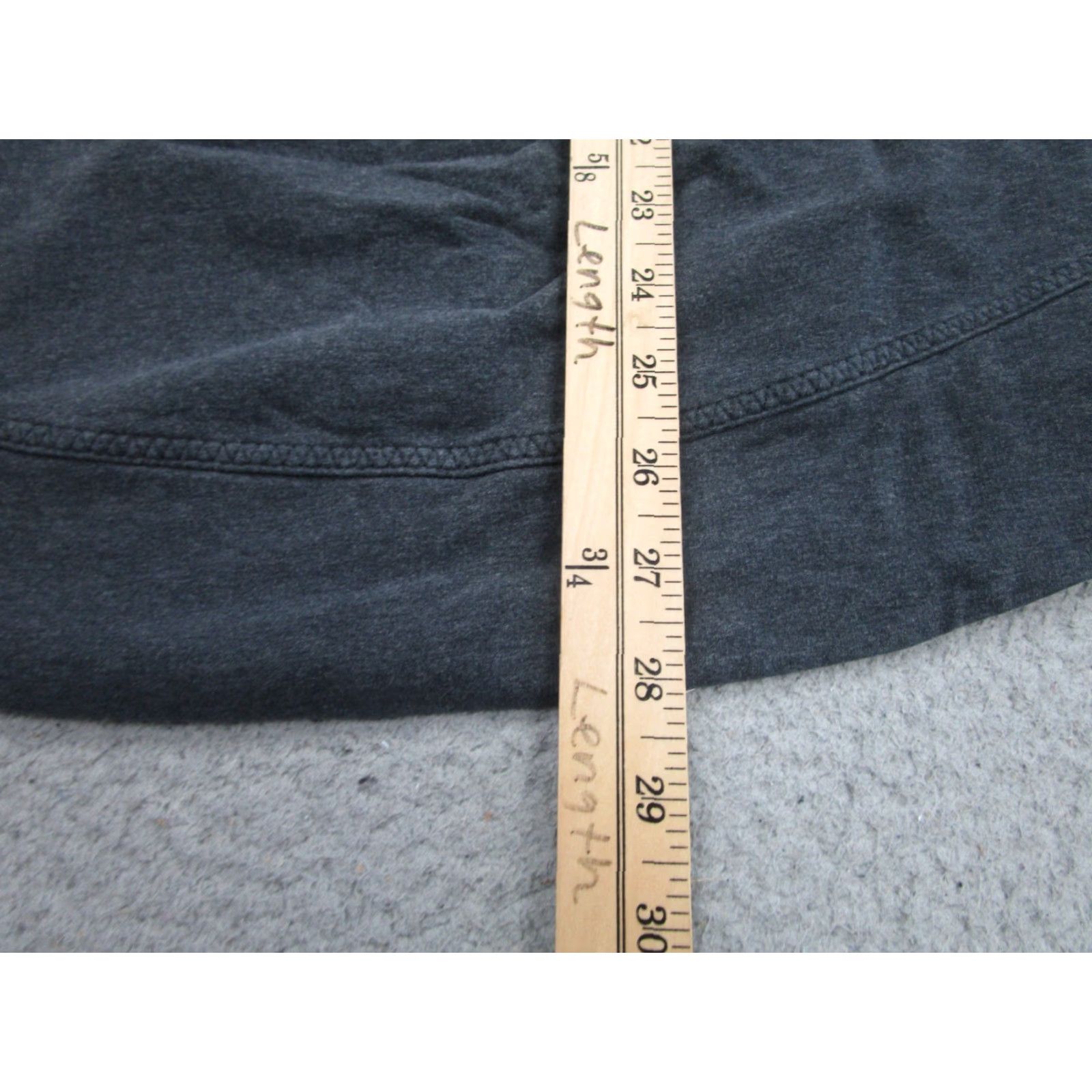 Lululemon Lululemon Sweatshirt Womens 6 Gray Crewneck Pullover Thumbholes Quiet Luxury Sweatshirt Shirt Womens Pullover 6 Gray Ladies Gym & Training Size M / US 6-8 / IT 42-44 - 4 Thumbnail