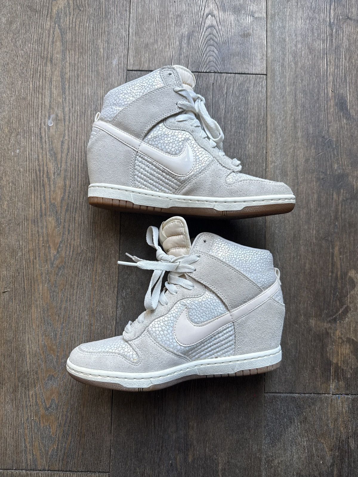 Nike Nike Sky Hi Dunks—Cream & Irridescent Mermaid—Size 7—2014 Size US 7 / IT 37 - 6 Thumbnail