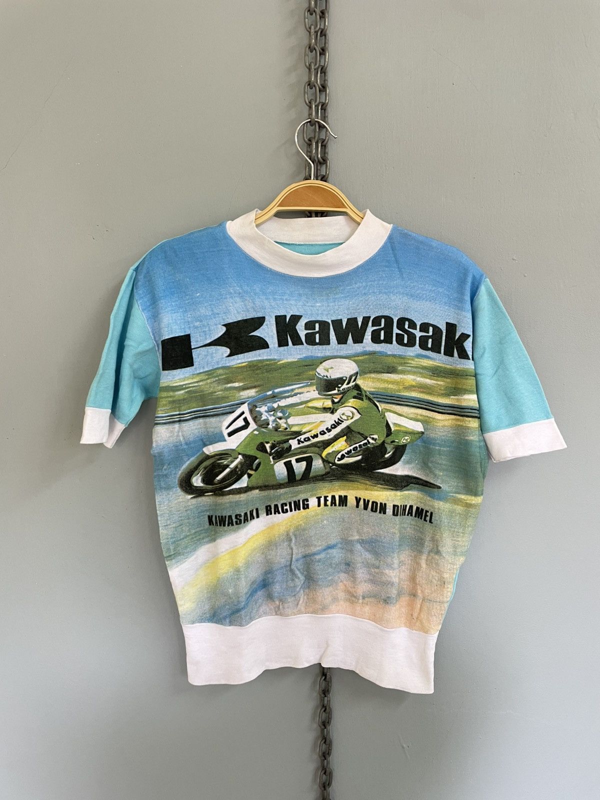 Vintage Vintage 70s Kawasaki Racing Team Yvon Duhamel AOP shirt Size US S / EU 44-46 / 1 - 1 Thumbnail