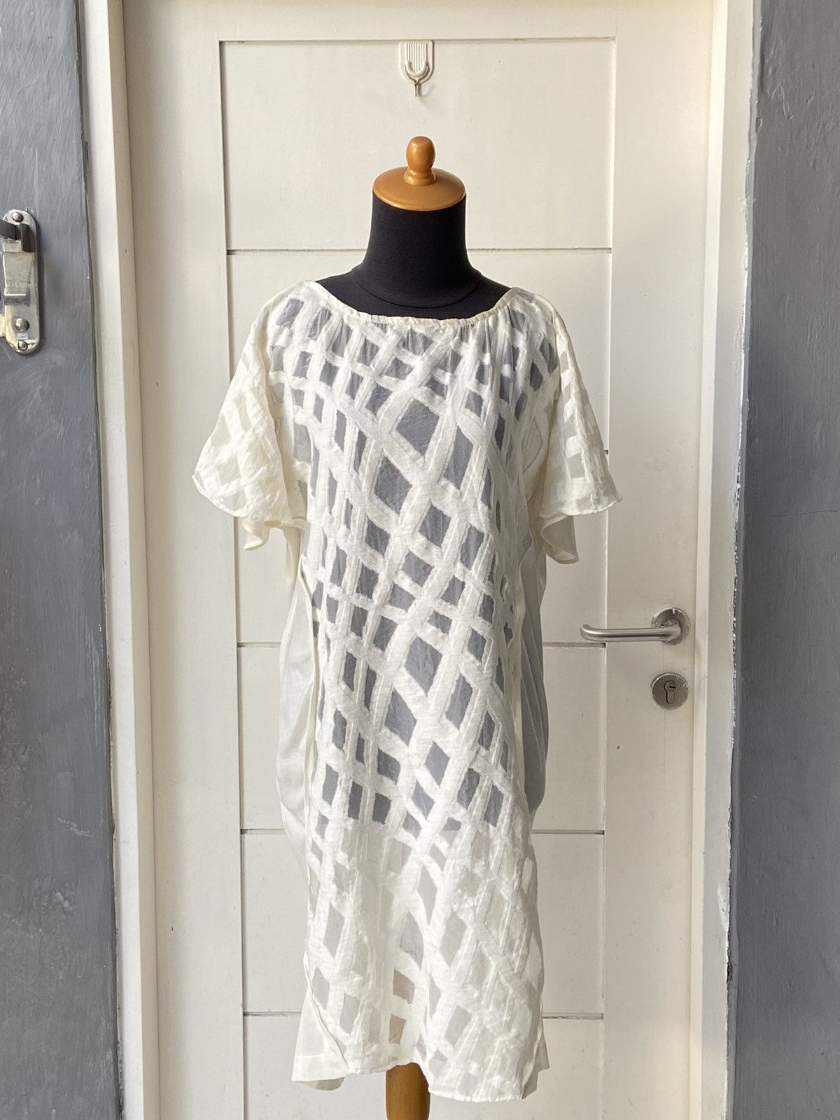 Tsumori Chisato TSUMORI CHISATO White Dress Size S / US 4 / IT 40 - 1 Thumbnail