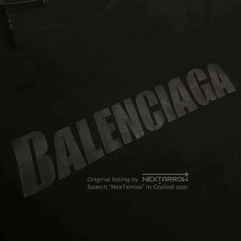 Balenciaga Balenciaga Lettering print round-neck ripped short-sleeve Size US M / EU 48-50 / 2 - 3 Thumbnail
