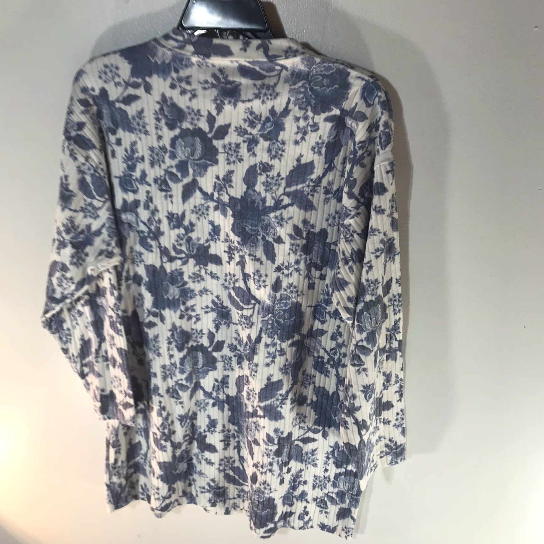 CO VINTAGE Erika & Co Floral 3/4 Sleeve Blouse Womens Size S Blu/Wht Casual Workwear Size S / US 4 / IT 40 - 2 Thumbnail