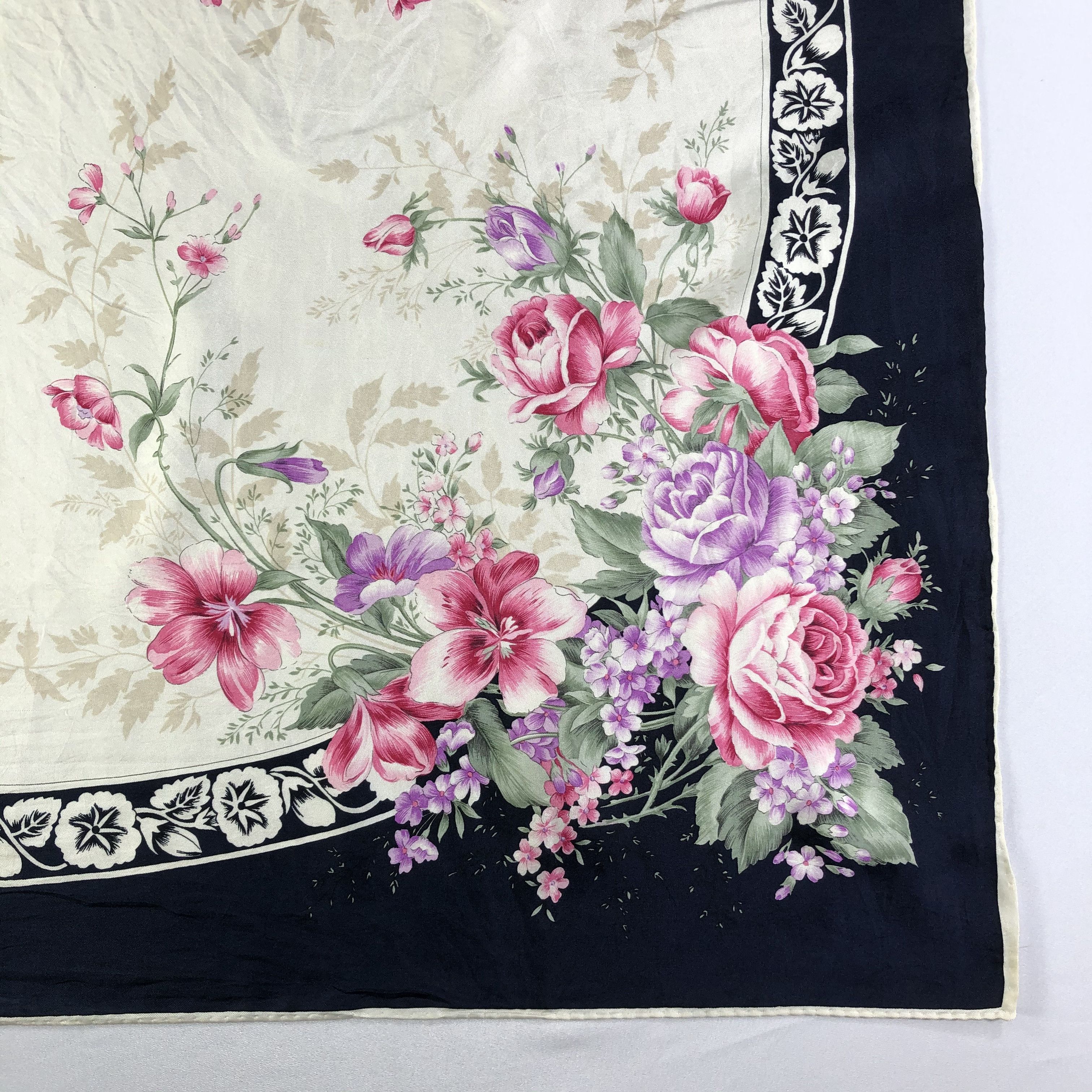 Vintage Vintage Silk Scarf Size ONE SIZE - 3 Thumbnail