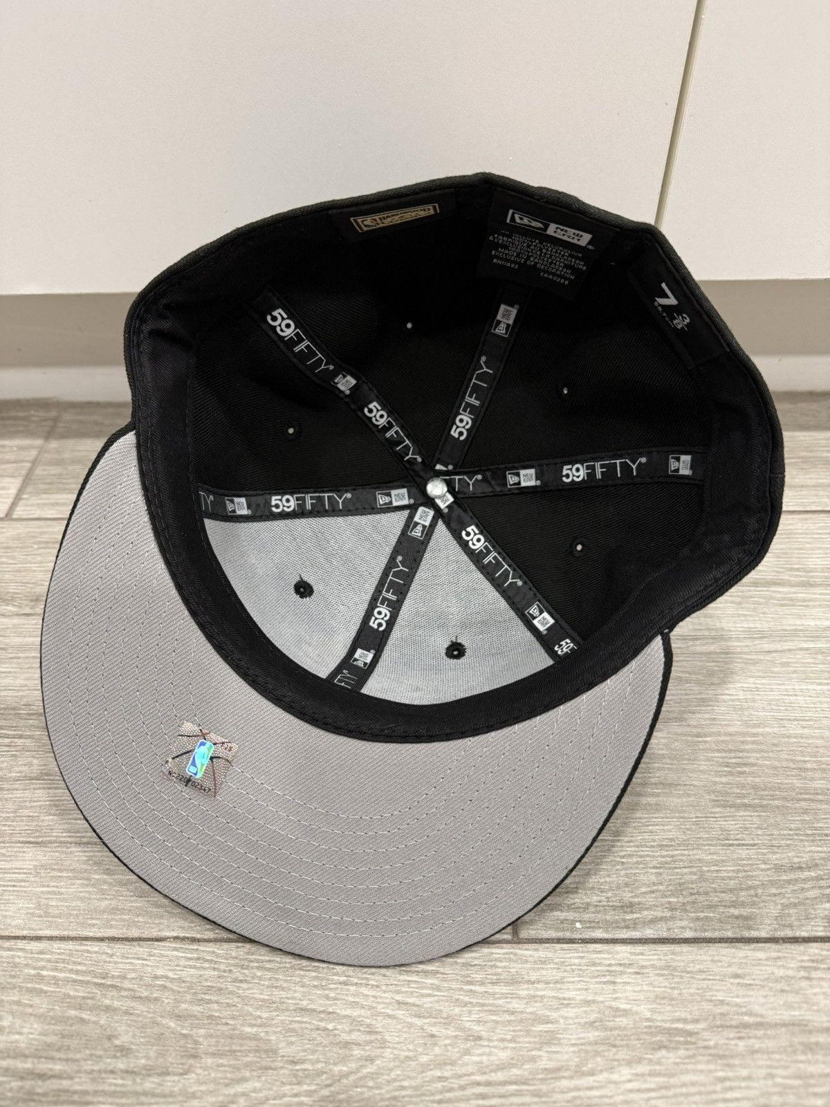 New Era Miami Heat New Era Hardwood Classic Black Fitted Sz 7 3/8 Size ONE SIZE - 7 Thumbnail