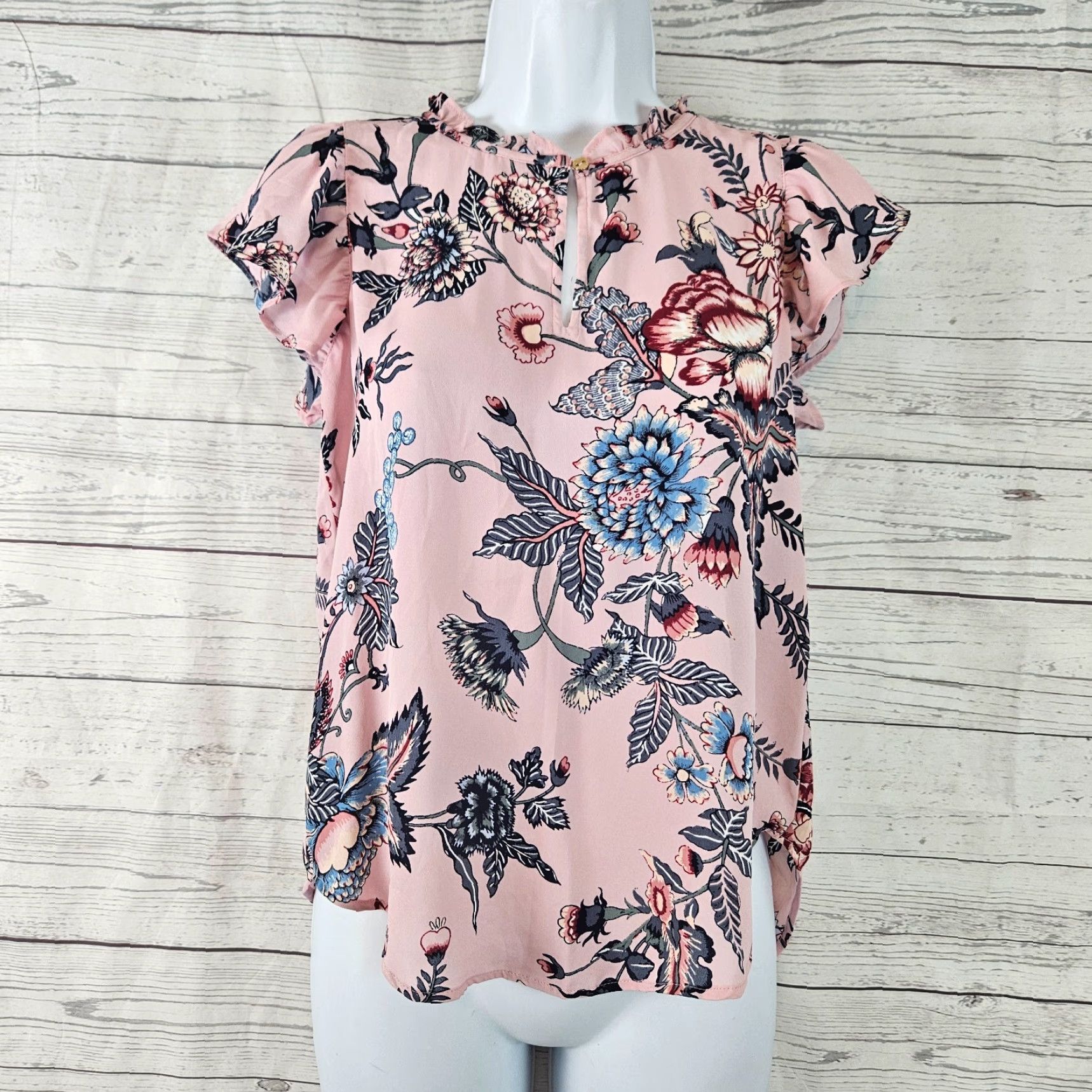 Loft VINTAGE None Ann Taylor LOFT Womens Top Sz XS Petite Pink Blue Floral Flutter Sleeve Shirt Womens XS Petite Pink Floral Flutter Sleeve Size XS / US 0-2 / IT 36-38 - 2 Thumbnail