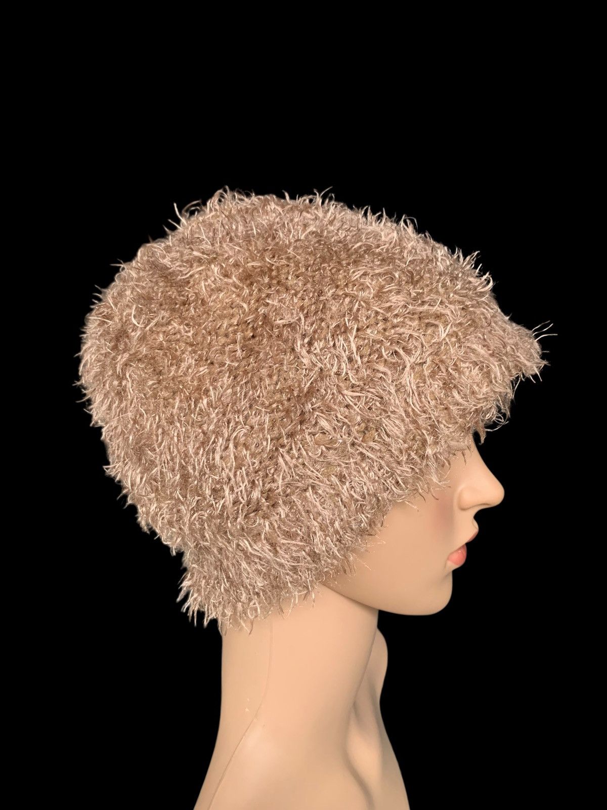 Japanese Brand × Kapital × Vintage Japanese Mohawk Fur Big Beanie Hat Size ONE SIZE - 5 Thumbnail