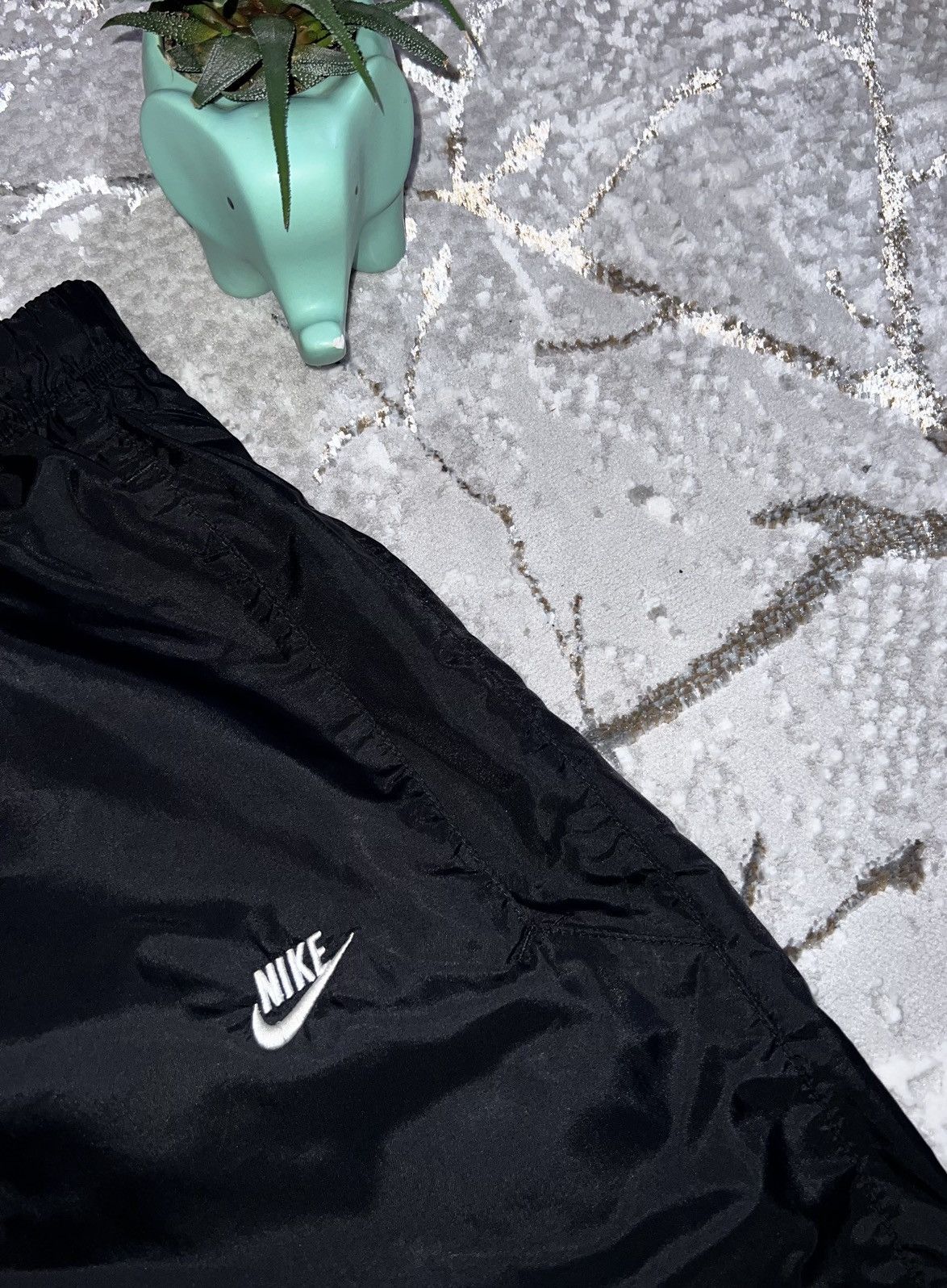 Nike × Vintage NIKE 00S VINTAGE 🦍 NYLON SWEATPANTS Y2K JOGGERS Size US 32 / EU 48 - 5 Thumbnail
