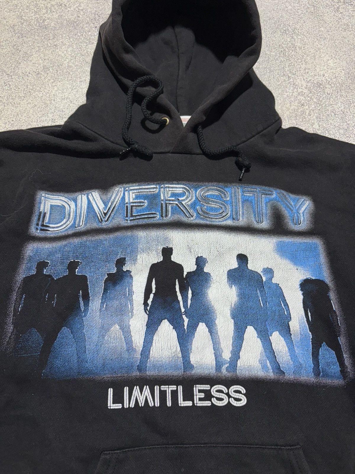 Vintage Vintage Diversity limitless Hoodie Y2K Mens size M Size US M / EU 48-50 / 2 - 4 Thumbnail