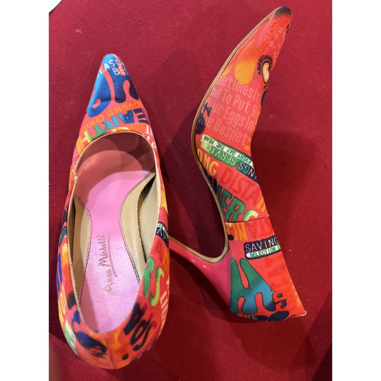 Vintage VINTAGE Anne Michelle Grafitti Word Art Pump Heel 4” Fuel 01 Stiletto Pink 7.5 Womens Shoes Size US 8 / IT 38 - 4 Thumbnail