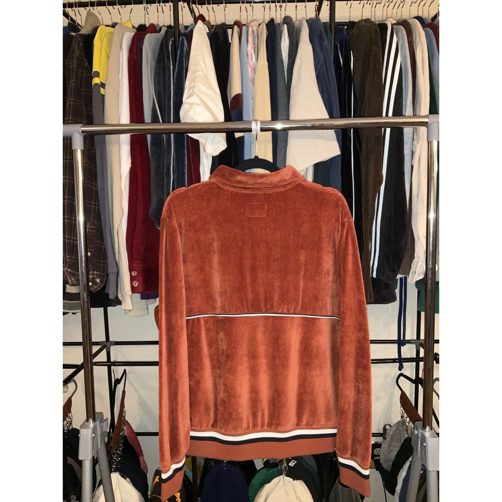 Todd Snyder Todd Snyder Velvet/Velour Dress Shirt L Streetwear W/ TAG Size US L / EU 52-54 / 3 - 3 Thumbnail