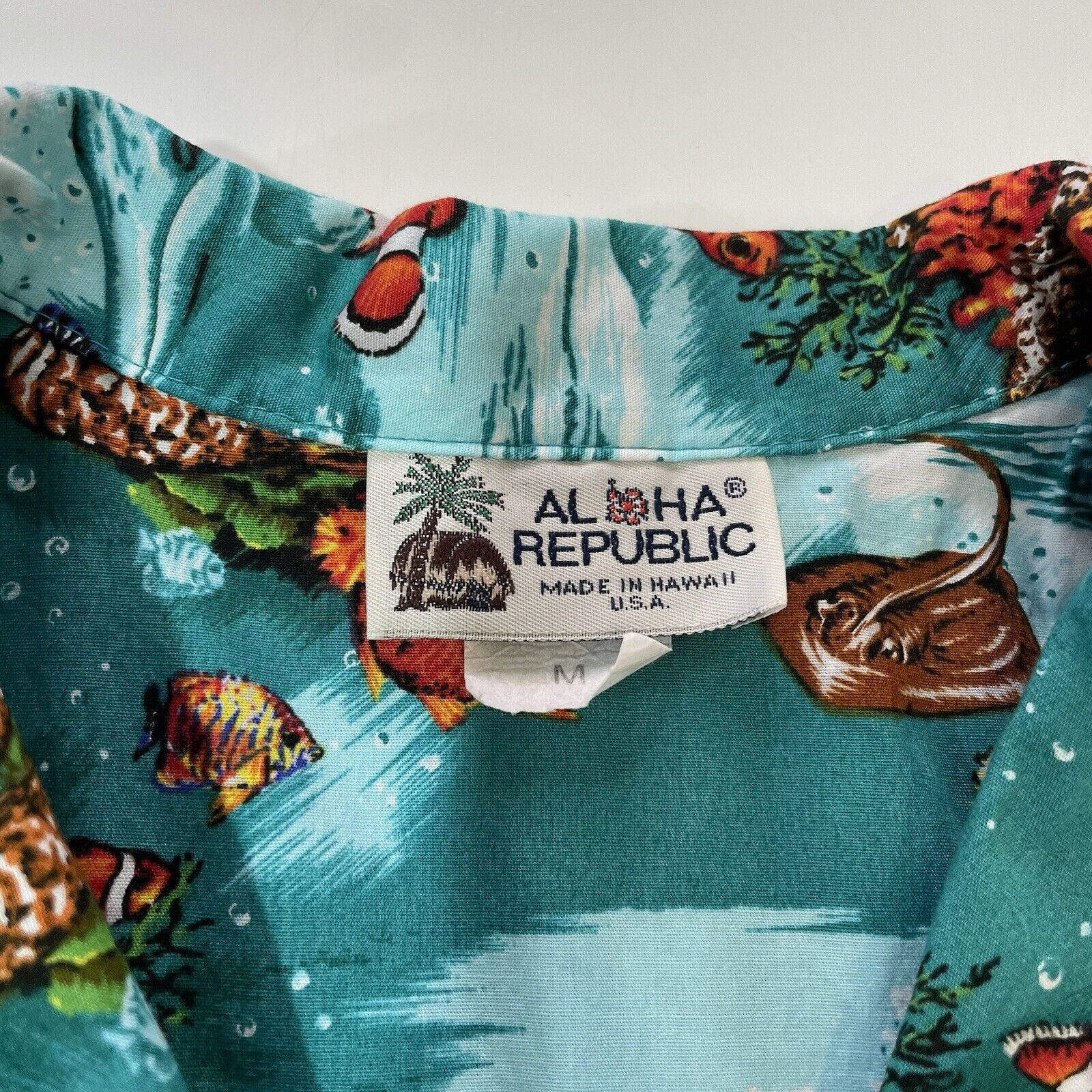 Other Aloha Republic Men’s Hawaiian Shirt Tropical Reef Clownfish Size US M / EU 48-50 / 2 - 3 Thumbnail
