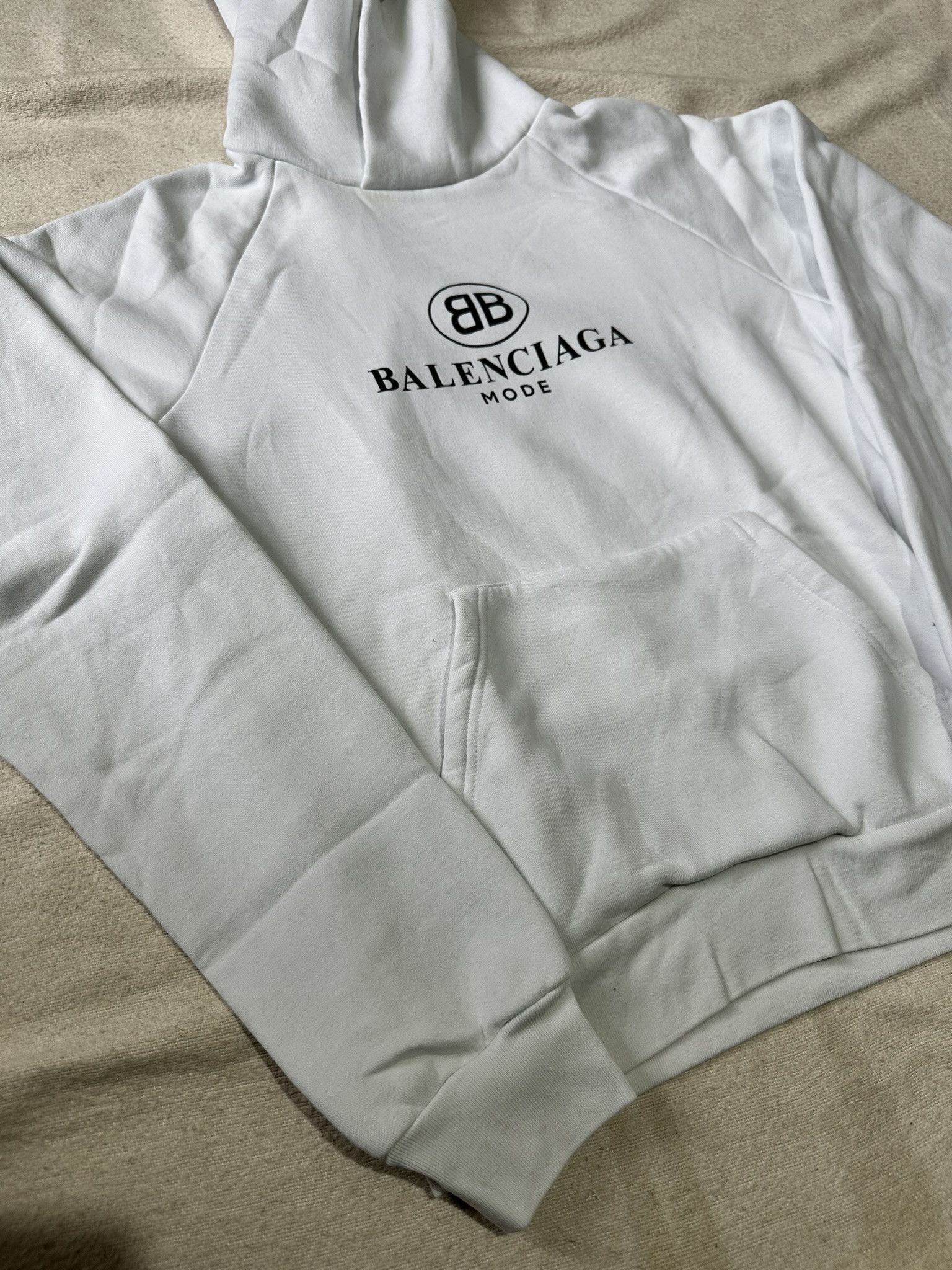 Balenciaga Balenciaga Sweatshirt Logo Mode White Hoodie Size S / US 4 / IT 40 - 3 Thumbnail