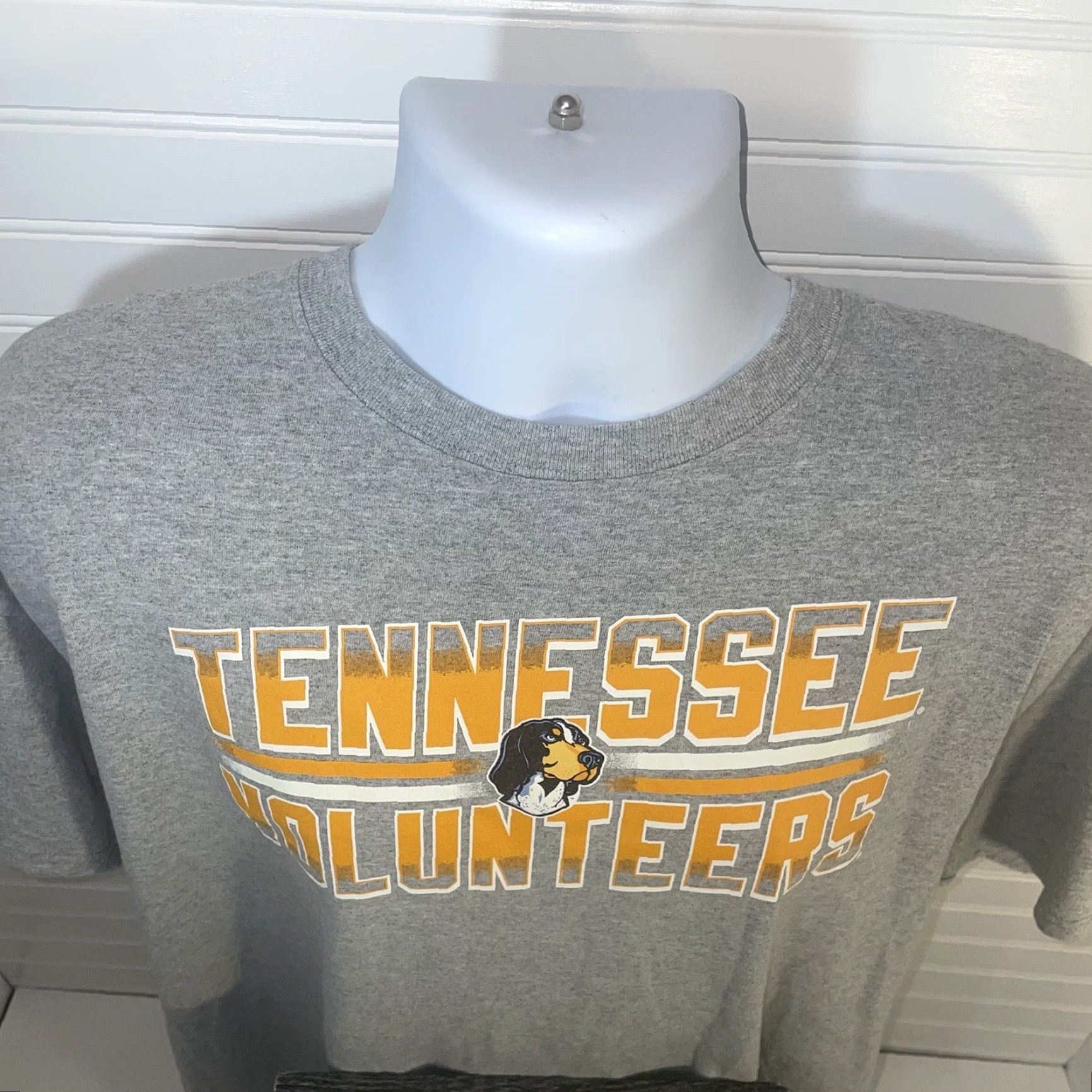 Vintage VINTAGE University Of Tennessee Volunteers Smokey Mascot Shirt Men XL Gray Russell Tag Size US XL / EU 56 / 4 - 5 Thumbnail