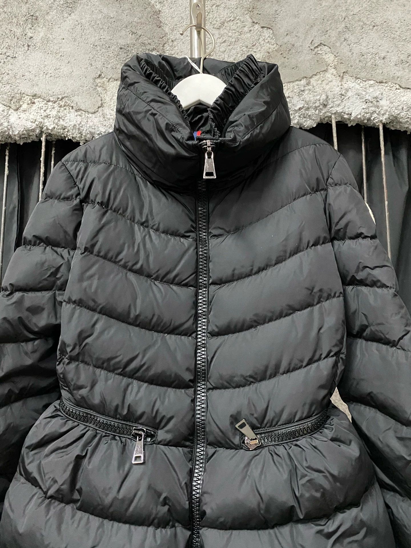 Moncler Moncler puffer jacket size 1 new Size S / US 4 / IT 40 - 3 Thumbnail