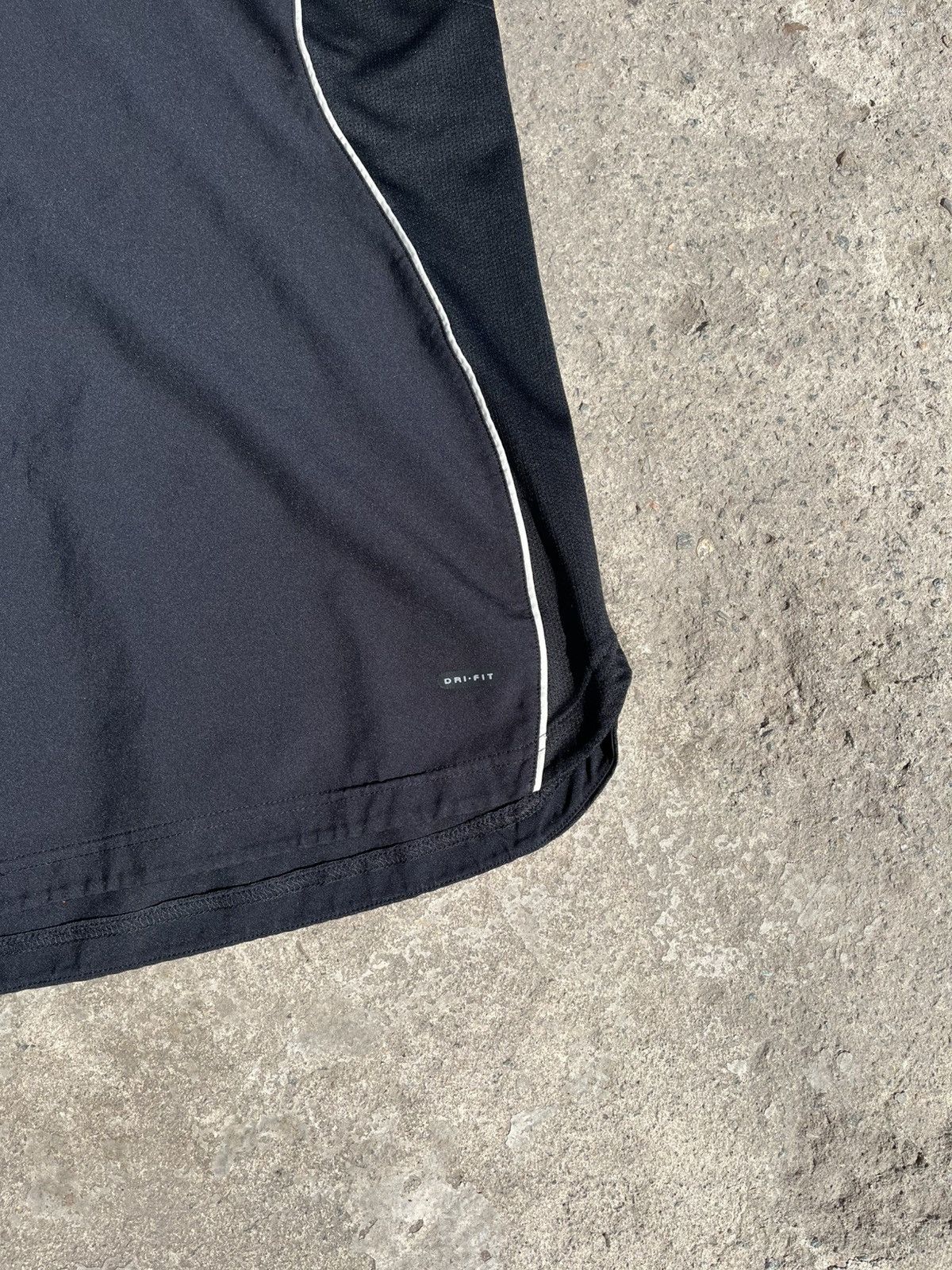 Nike 🥷NIKE TOTAL 90 VINTAGE 00’s NYLON TANK TOP DRI-FIT JERSEY Size US S / EU 44-46 / 1 - 6 Thumbnail