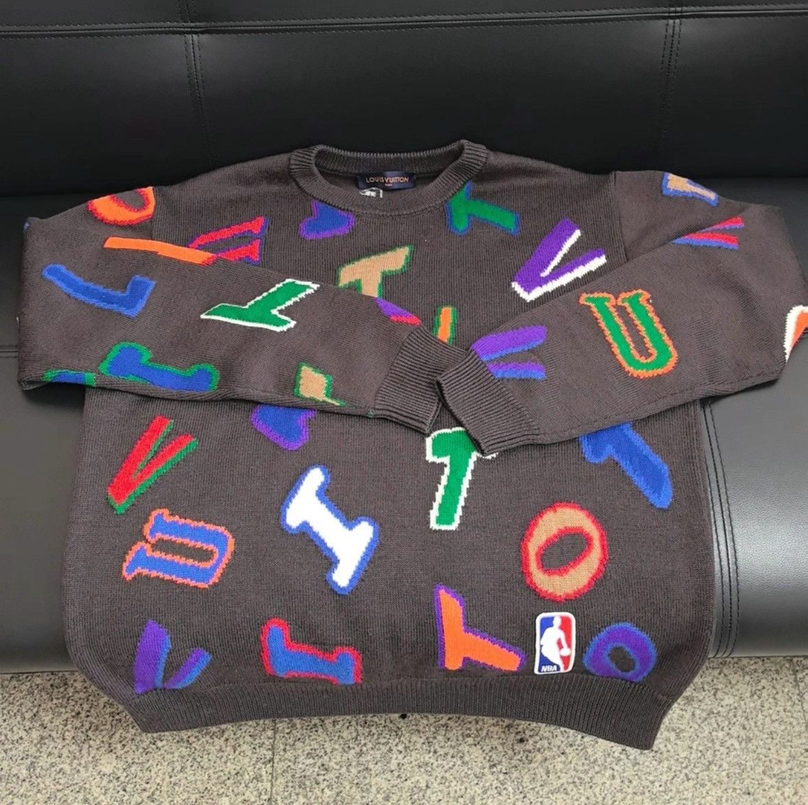 Louis Vuitton Louis Vuitton x NBA Collaboration Sweater-2506 Size US XL / EU 56 / 4 - 1 Thumbnail