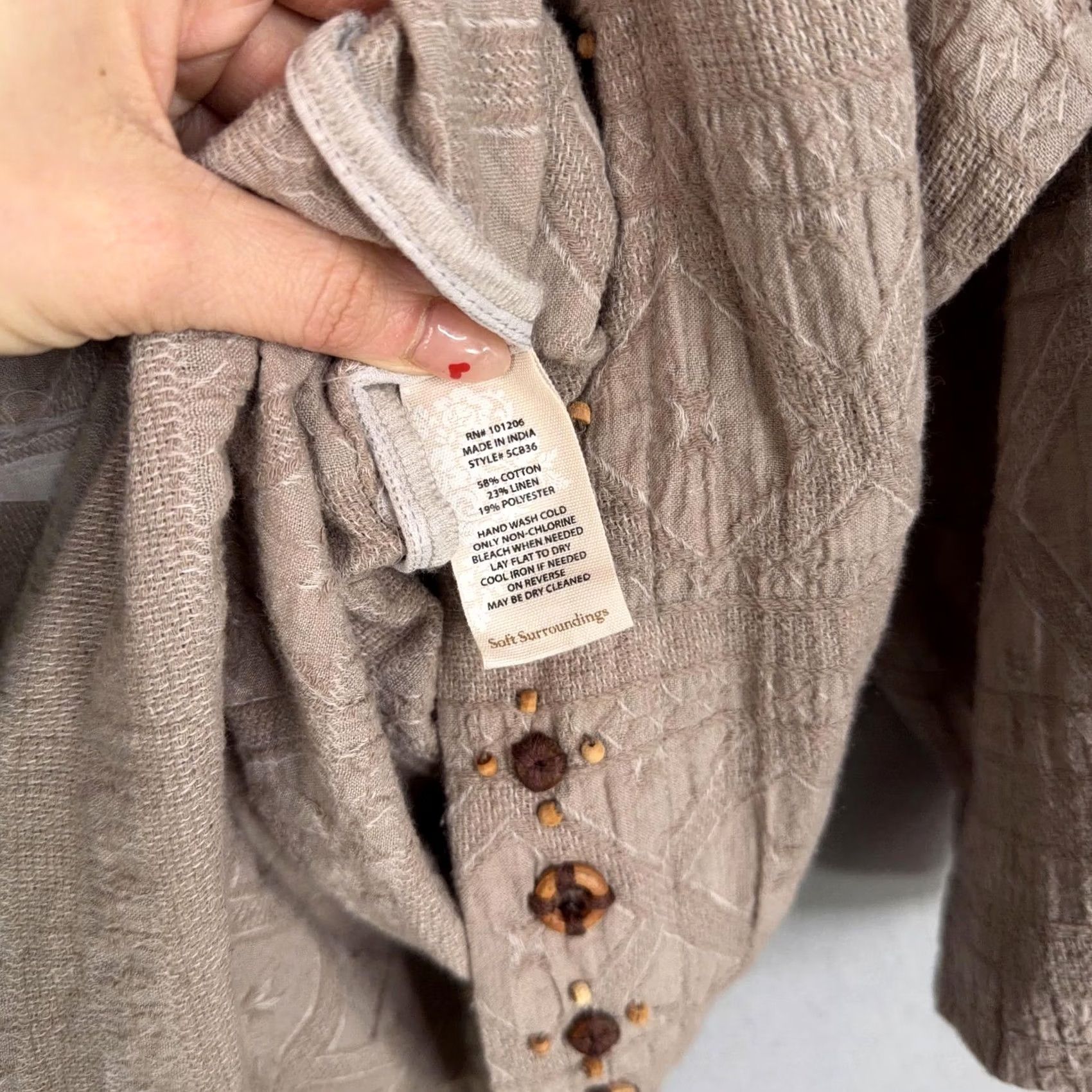 Soft Surroundings Soft Surroundings Cardigan Sweater Womens 1X Beige Jewel Button Geometric Knit V-Neck 3/4 Sleeve Open Front Casual Fall Winter Spring Womens Plus Size Size XL / US 12-14 / IT 48-50 - 6 Thumbnail