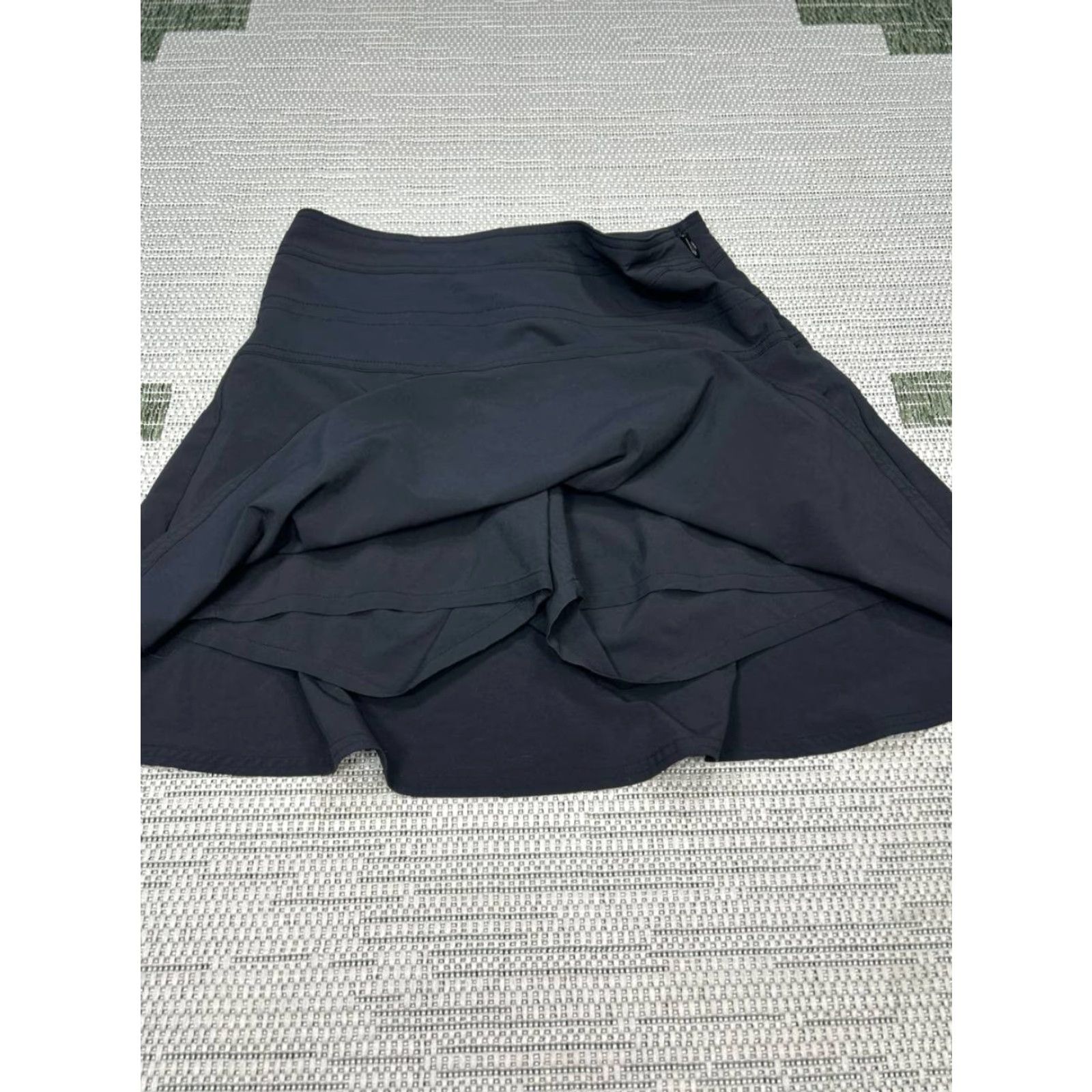 Athleta Athleta Skort Womens 6 Black Everyday Stretch Compression Tennis Skirt Size 28" / US 6 / IT 42 - 4 Thumbnail