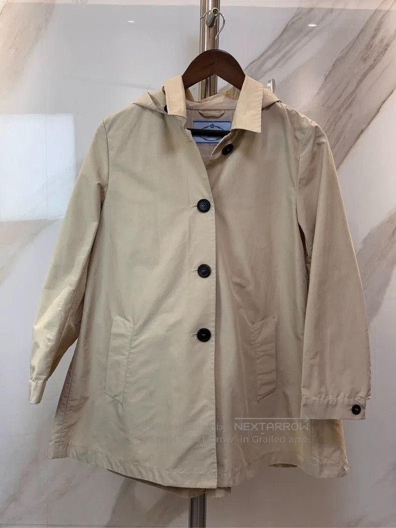 Prada Prada Khaki hooded pleated back windbreaker jacket Size L / US 10 / IT 46 - 1 Thumbnail