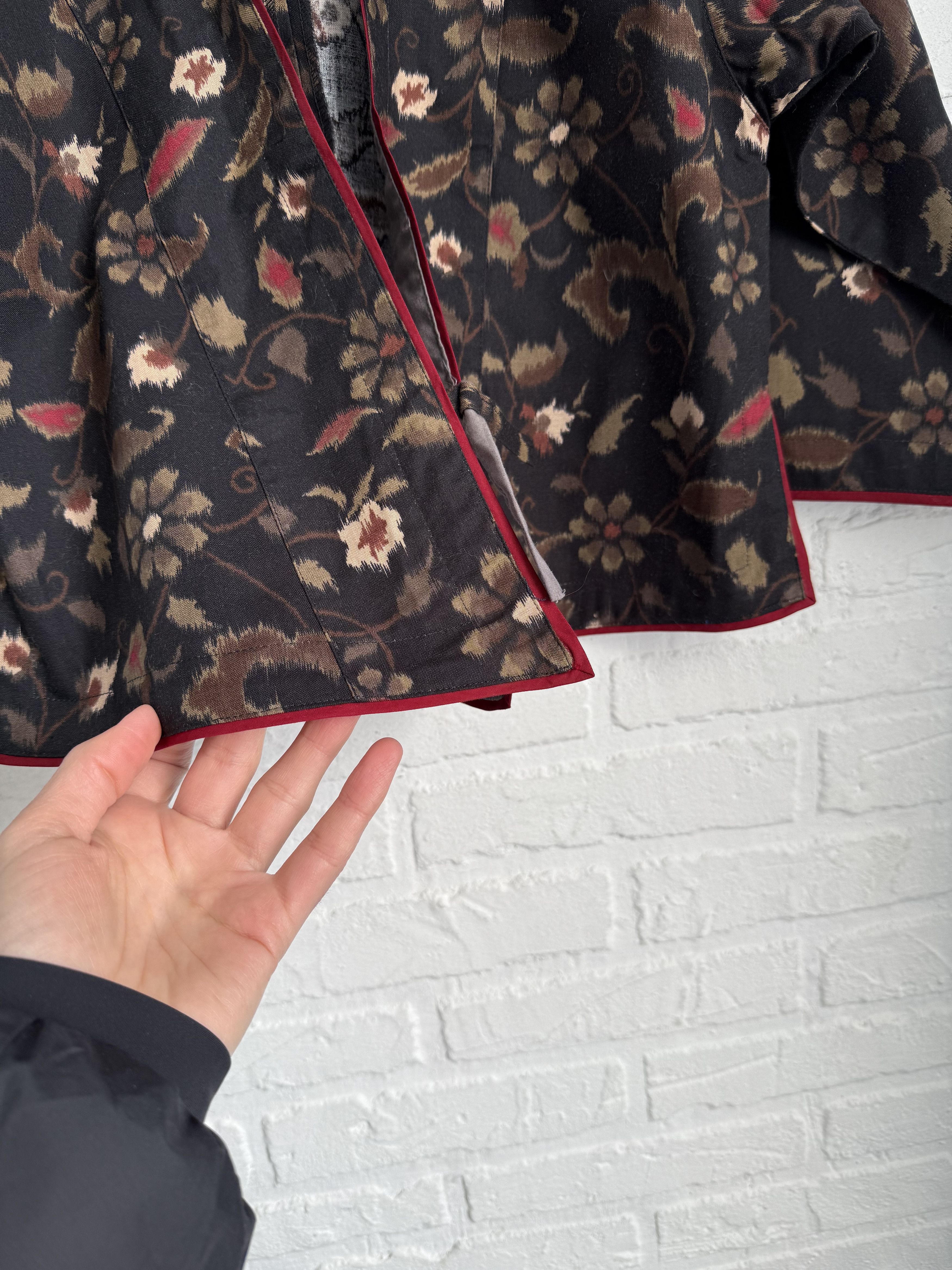 Kenzo Vintage 90s Kenzo Paris Floral Tapestry Jacket Kimono Size S / US 4 / IT 40 - 4 Thumbnail