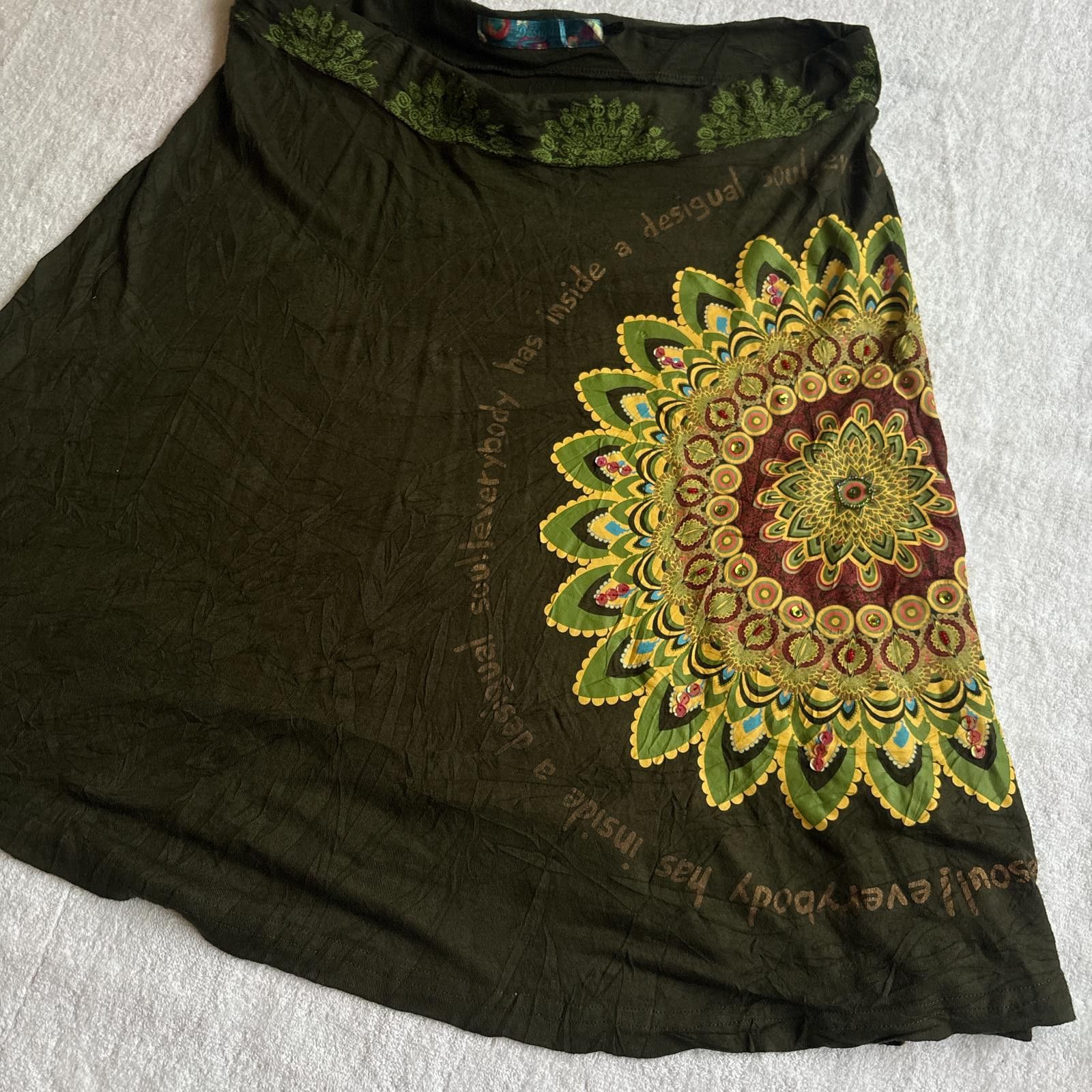 Desigual vintage green desigual midi skirt Size 40" / US 18 - 1 Thumbnail