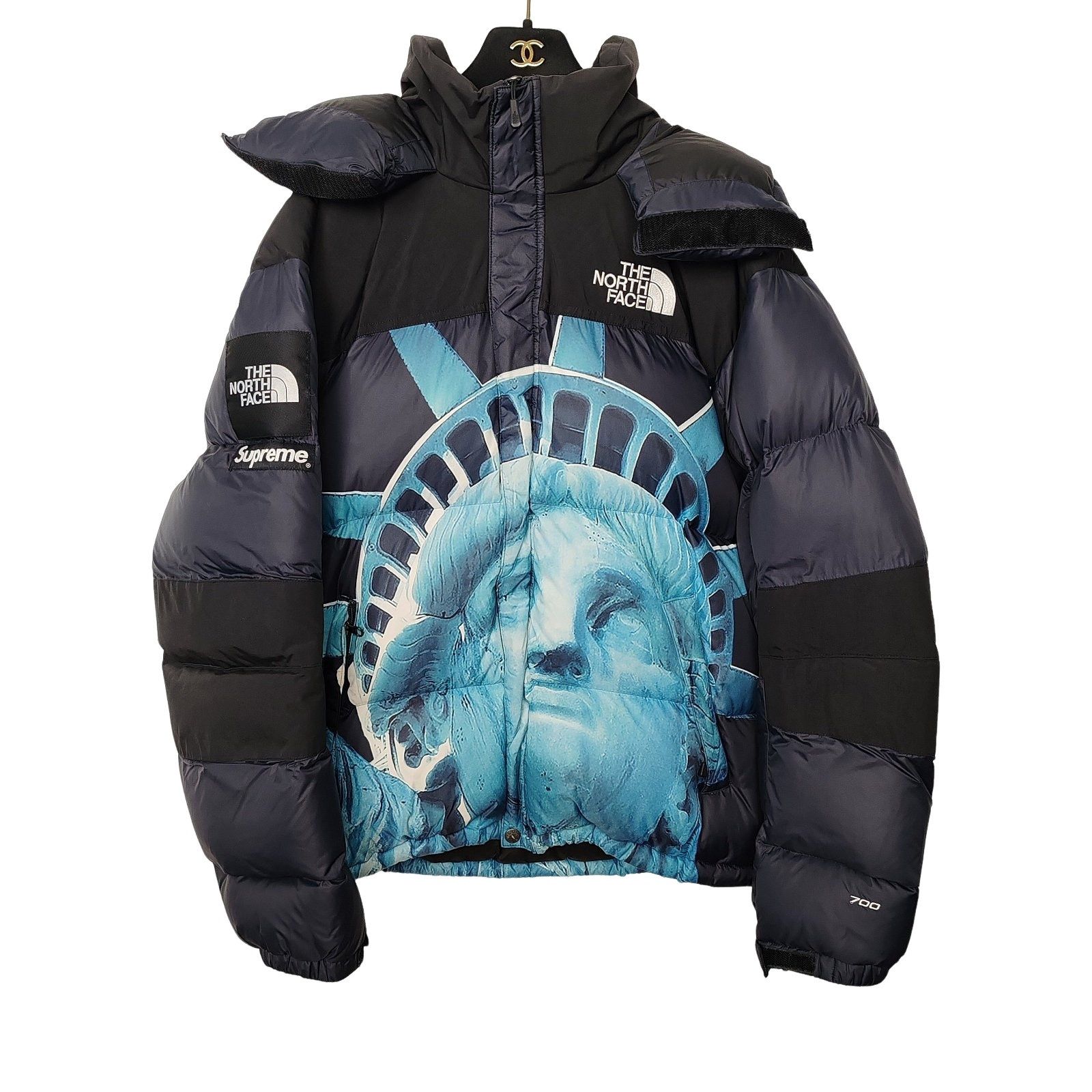 Supreme × The North Face Supreme the north face Statue of Liberty