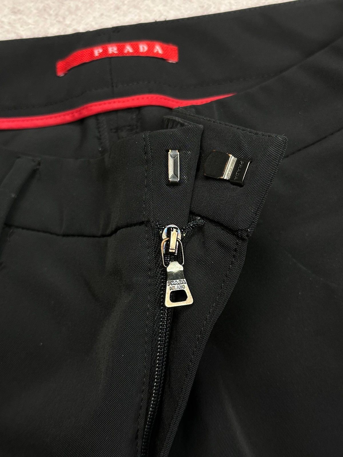Prada Vintage Prada Womans Abstract Archival Pants Rare IT 42 Size 28" / US 6 / IT 42 - 7 Thumbnail