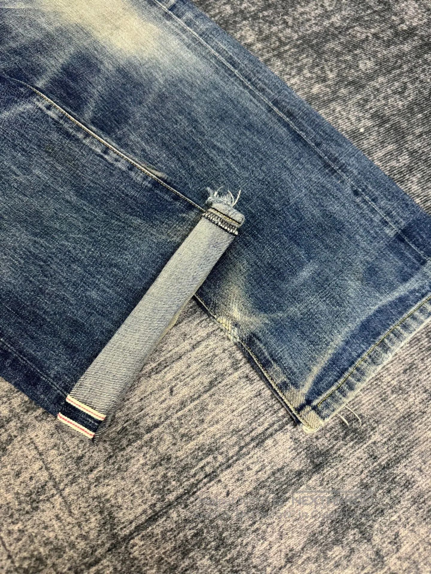 Vintage Vintage TAKO Japan Washed Retro Blue Jeans. Size US 29 - 4 Thumbnail