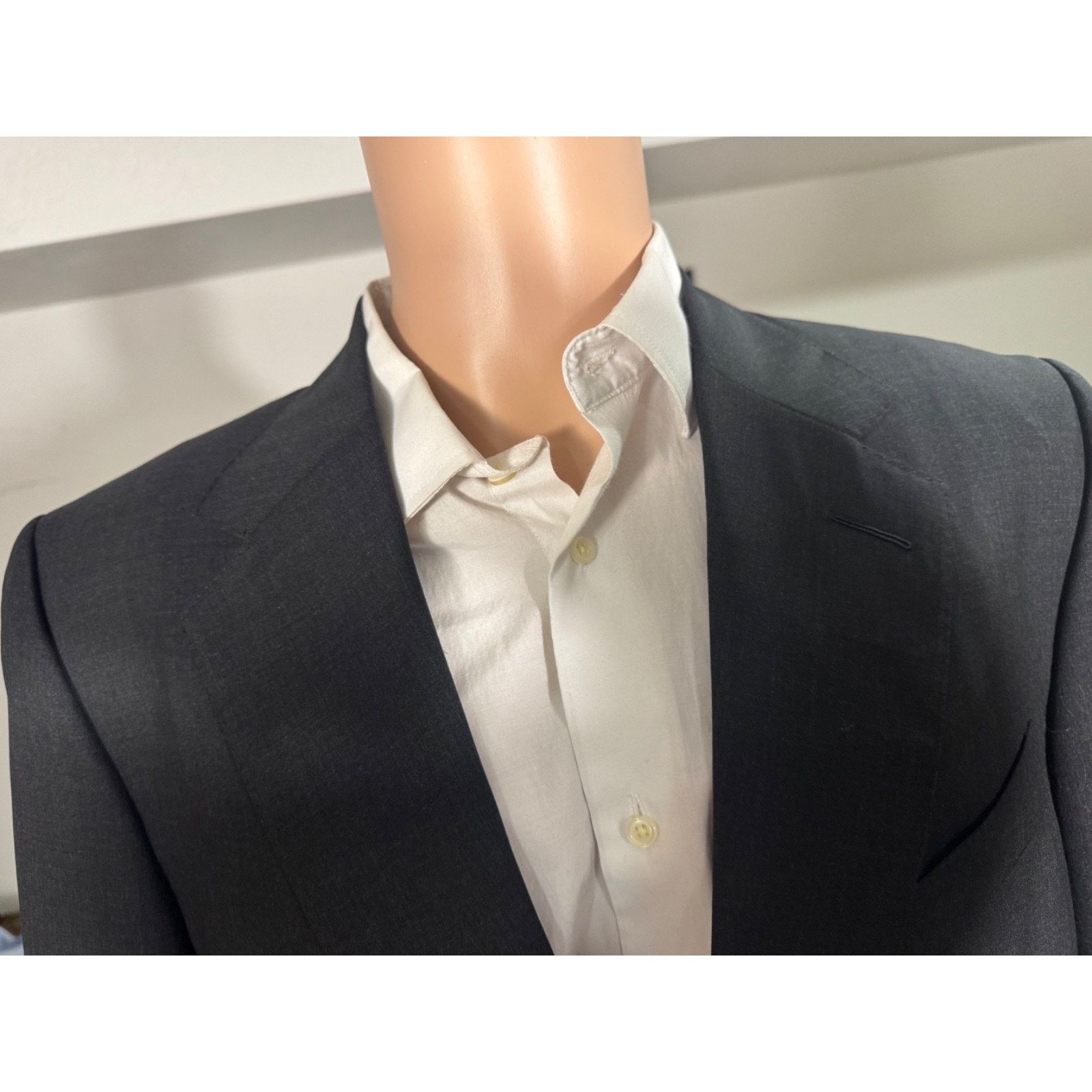 Tom Ford Tom Ford Charcoal Notch Lapel Suit Jacket Sportcoat Wool 44R Size 44R - 4 Thumbnail