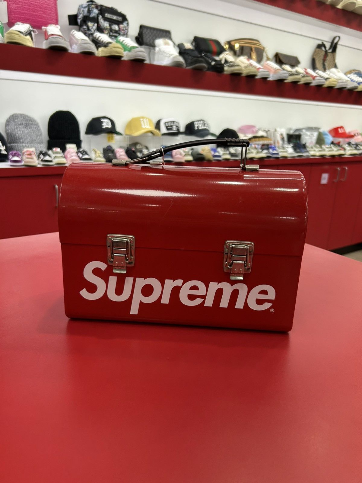 Supreme Supreme Red Metal Lunchbox Size ONE SIZE - 1 Thumbnail