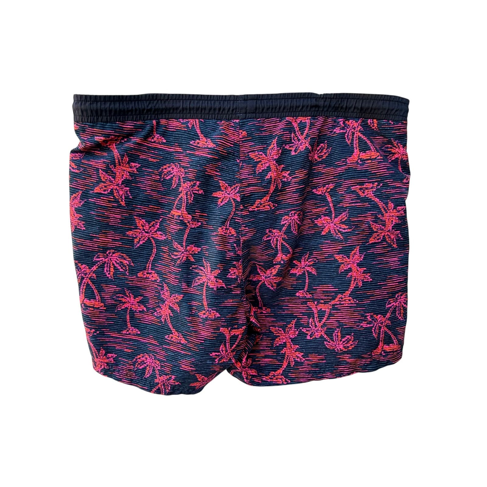 Hugo Boss Hugo Boss Navy Pink Palm Print Swim Trunks Medium Size US 34 / EU 50 - 2 Thumbnail