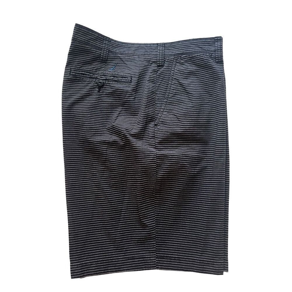 Nautica Nautica shorts size 42 Size US 42 / EU 58 - 1 Thumbnail