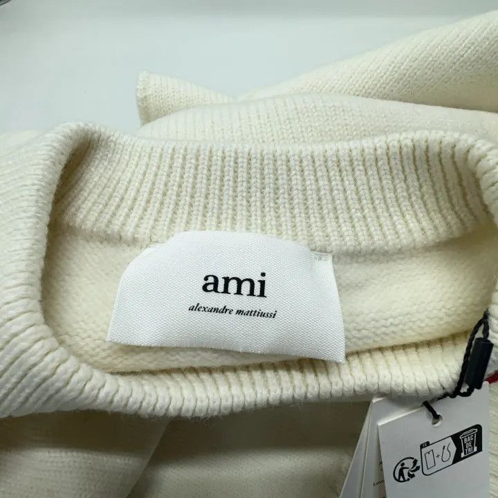 AMI AMIPARIS Classic Red Heart Knit Sweater -2507 Size US M / EU 48-50 / 2 - 5 Thumbnail