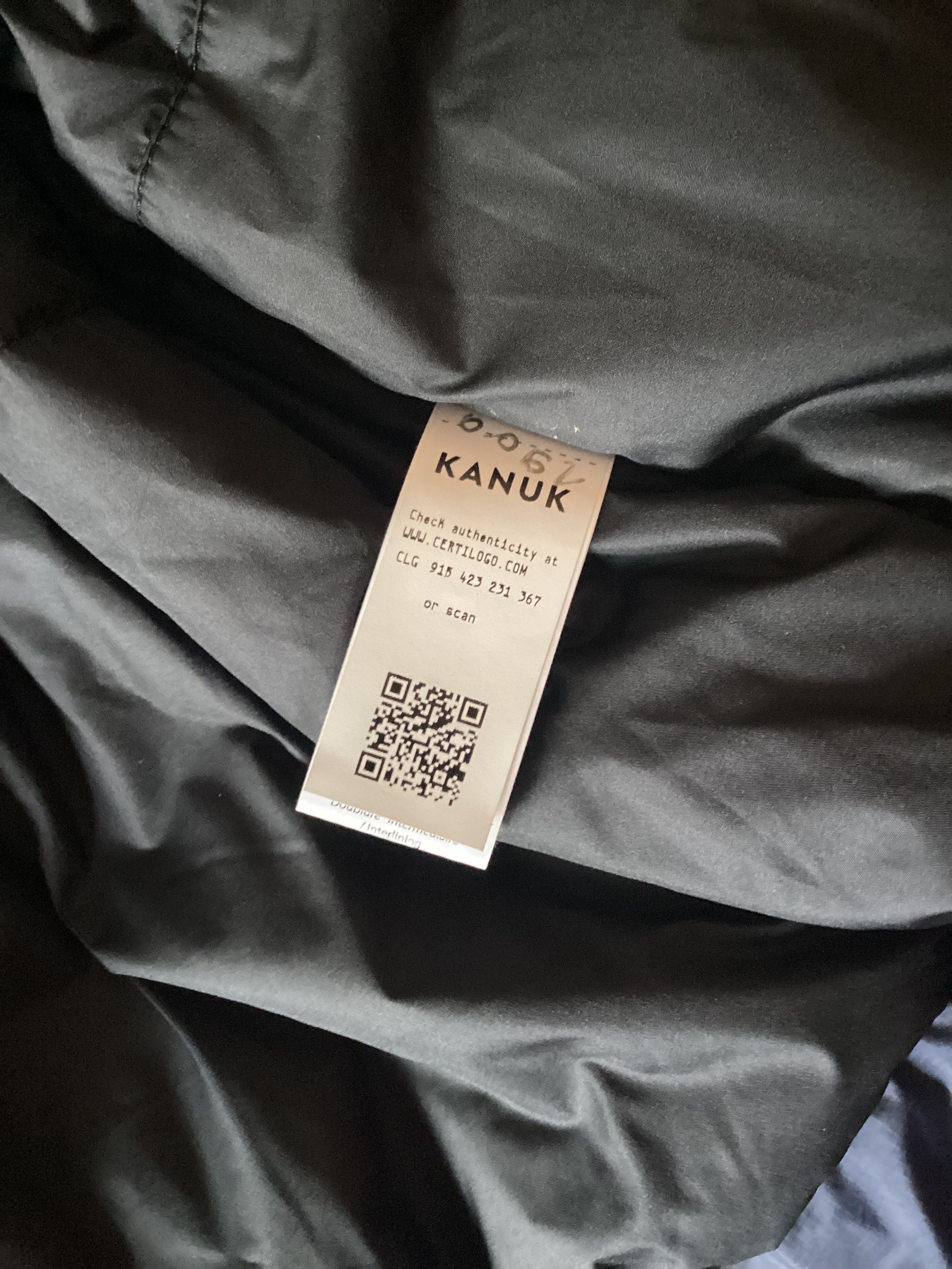 Dime × Kanuk Kanuk x Dime Size US M / EU 48-50 / 2 - 9 Thumbnail