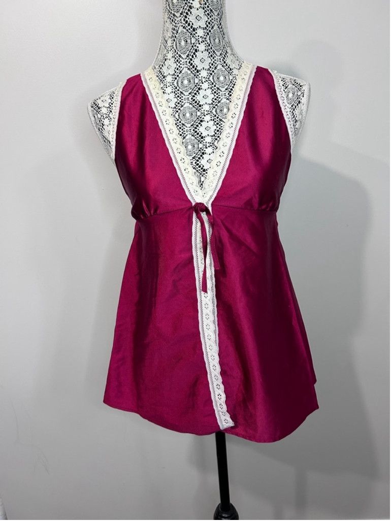 Other Vintage 70s Burgundy cream lace Satin Top, Size M Size M / US 6-8 / IT 42-44 - 1 Thumbnail