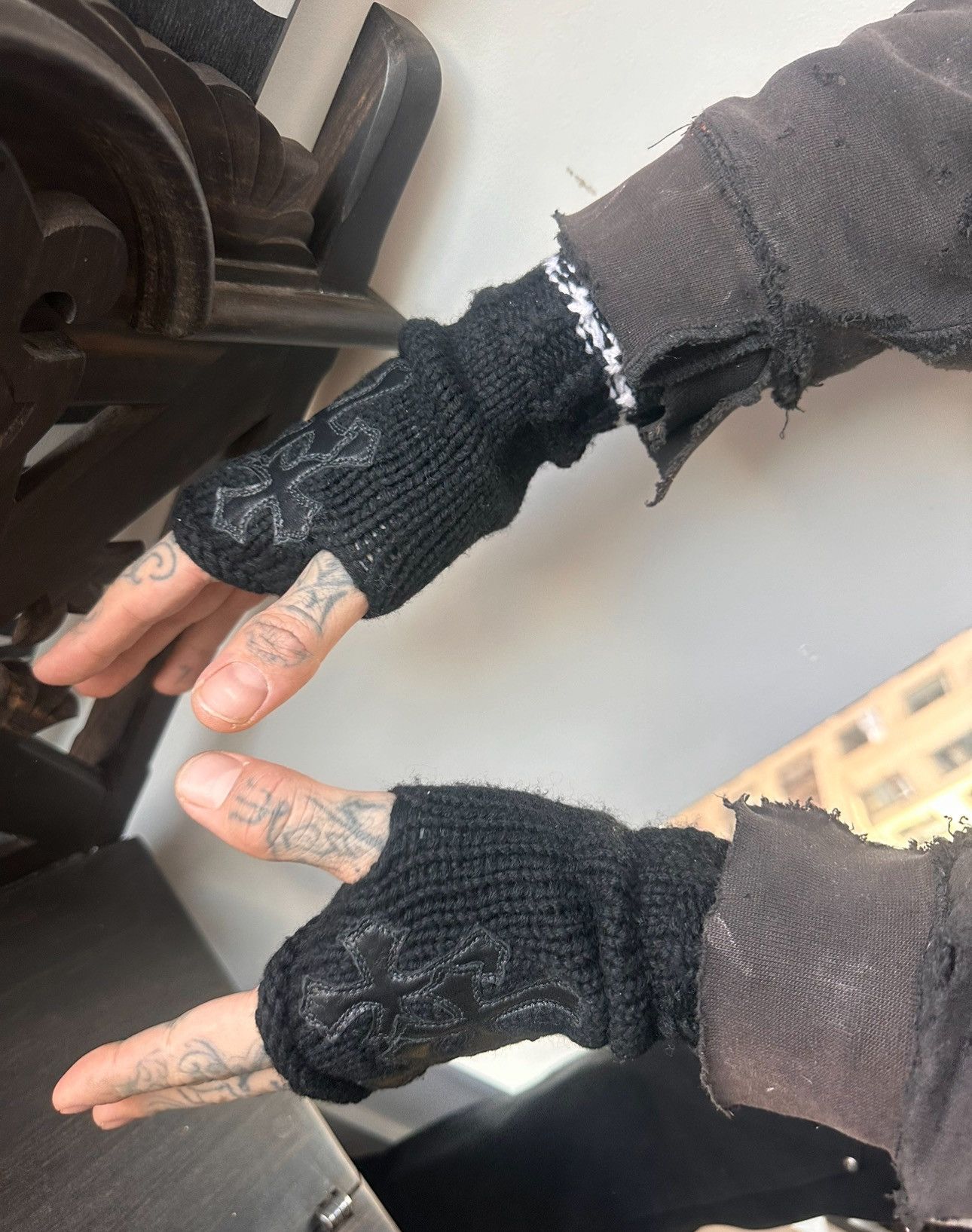 Chrome Hearts CHROME HEARTS CASHMERE CROSS PATCH GLOVES Size ONE SIZE - 8 Thumbnail