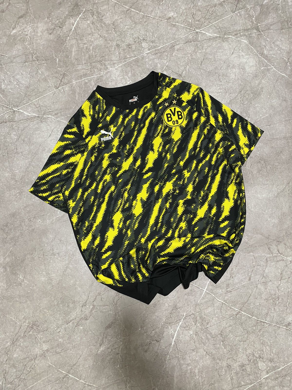 Puma Puma BVB Borussia Dortmund 2020 Training Soccer Jersey Y2K Size US L / EU 52-54 / 3 - 2 Thumbnail